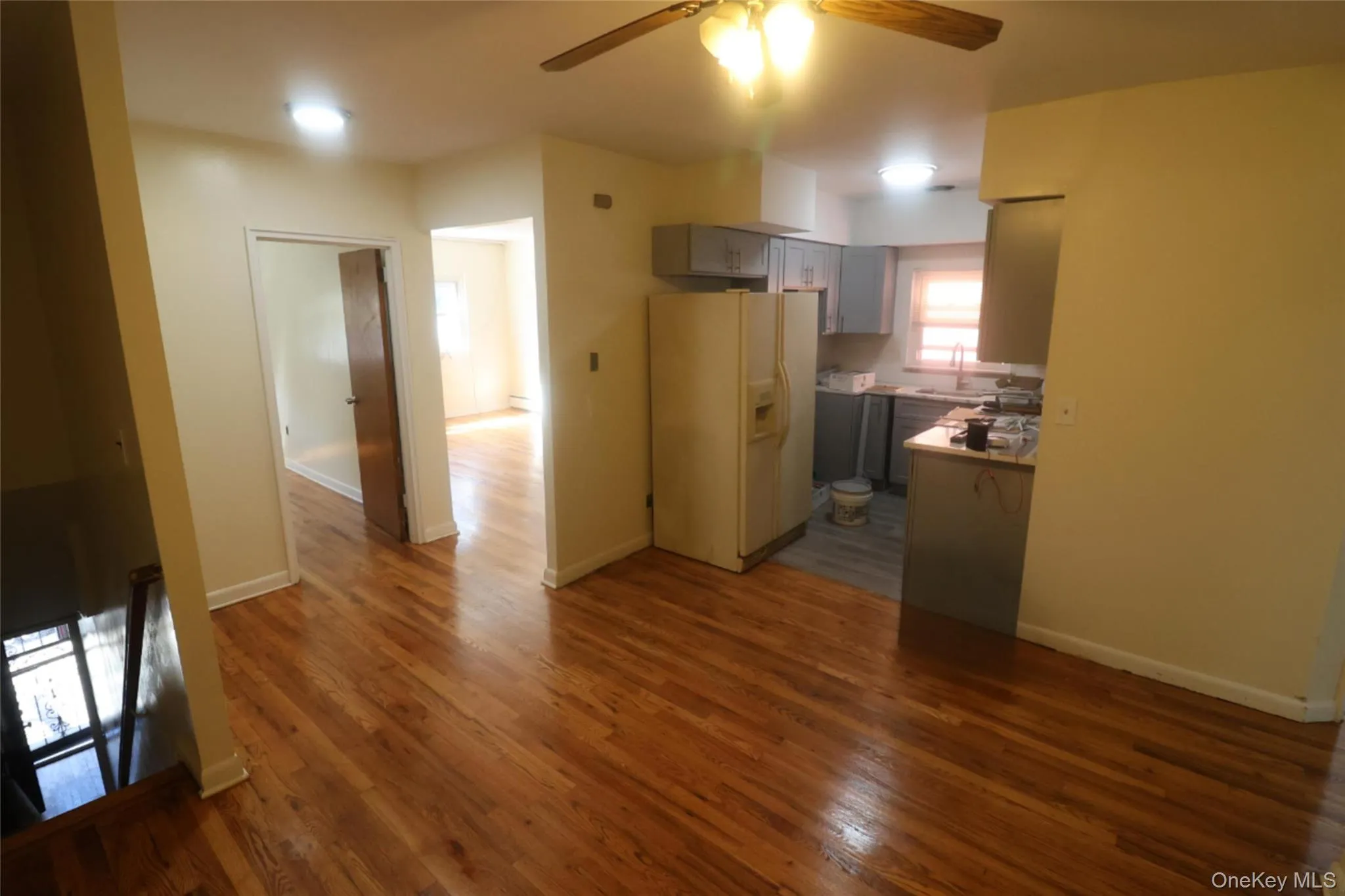 3834 Amundson Avenue, New York, NY, 3 Bedrooms Bedrooms, 7 Rooms Rooms,1 BathroomBathrooms,Residential Lease,For Rent,Amundson,0,974635 3834 Amundson Avenue, New York, NY, 3 Bedrooms Bedrooms, 7 Rooms Rooms,1 BathroomBathrooms,Residential Lease,For Rent,Amundson,0,974635