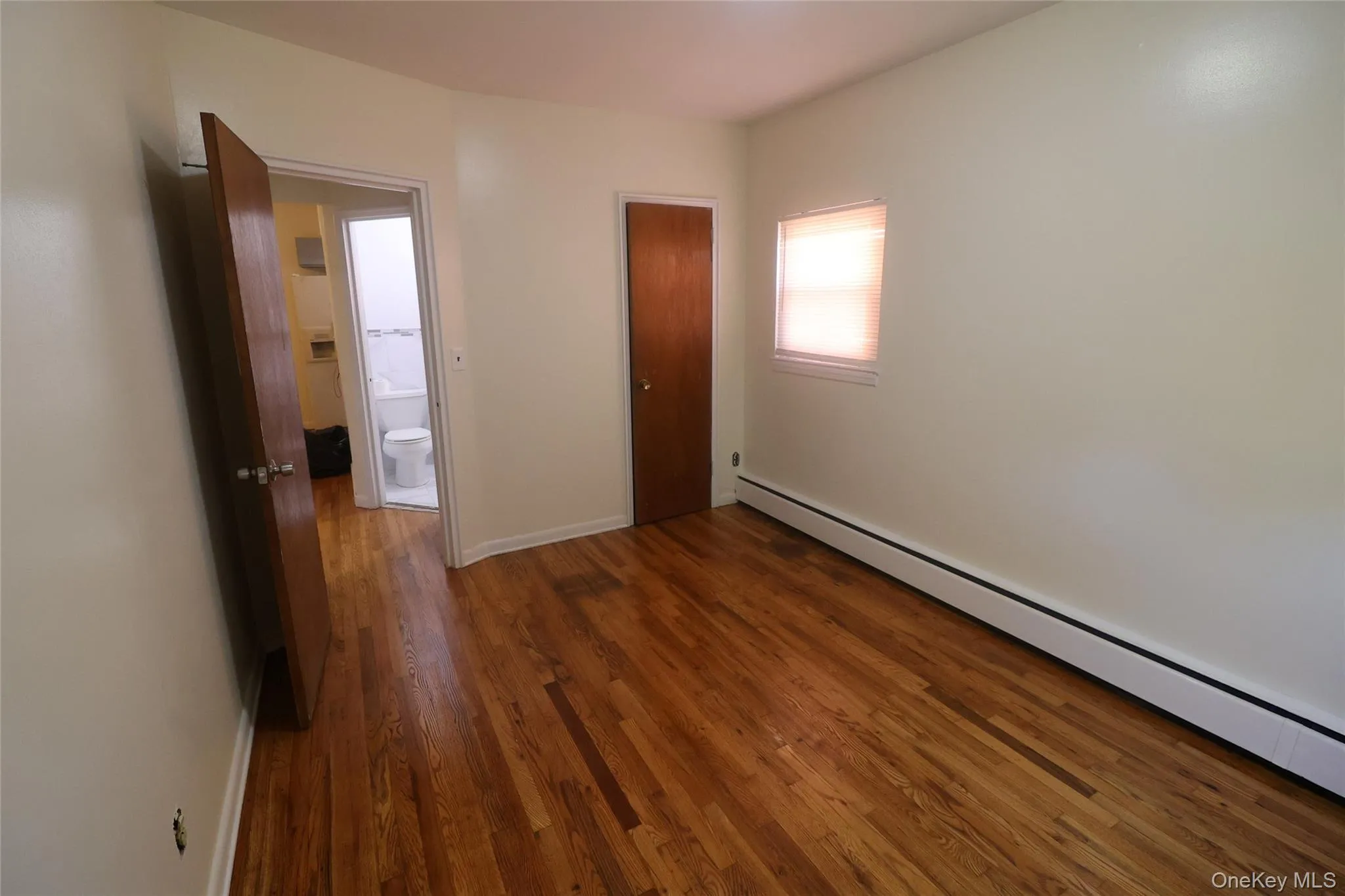 3834 Amundson Avenue, New York, NY, 3 Bedrooms Bedrooms, 7 Rooms Rooms,1 BathroomBathrooms,Residential Lease,For Rent,Amundson,0,974635 3834 Amundson Avenue, New York, NY, 3 Bedrooms Bedrooms, 7 Rooms Rooms,1 BathroomBathrooms,Residential Lease,For Rent,Amundson,0,974635