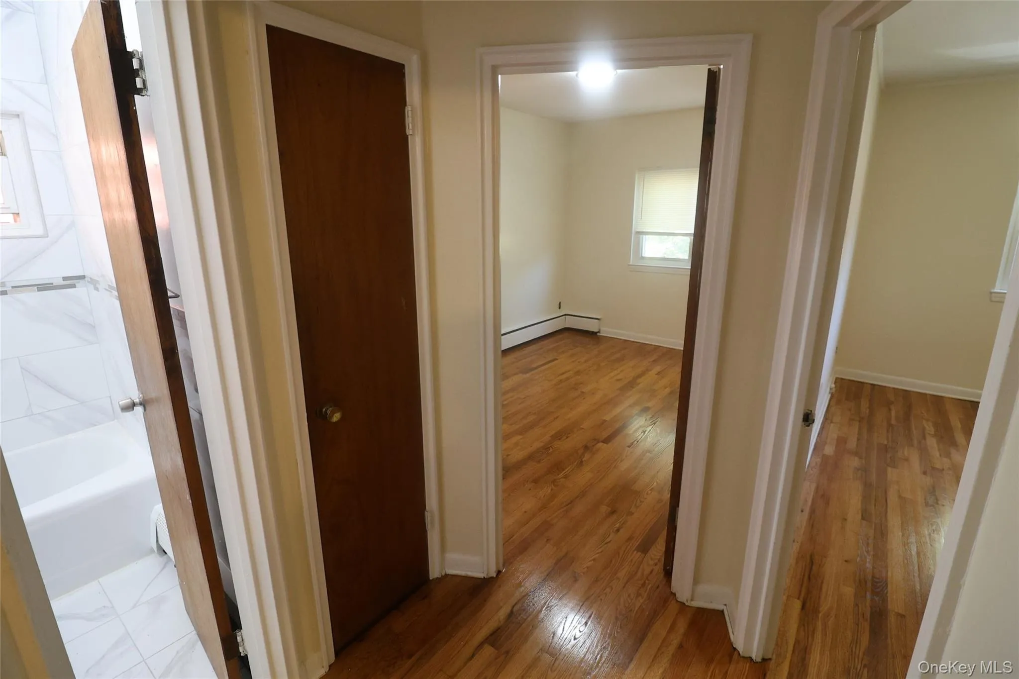 3834 Amundson Avenue, New York, NY, 3 Bedrooms Bedrooms, 7 Rooms Rooms,1 BathroomBathrooms,Residential Lease,For Rent,Amundson,0,974635 3834 Amundson Avenue, New York, NY, 3 Bedrooms Bedrooms, 7 Rooms Rooms,1 BathroomBathrooms,Residential Lease,For Rent,Amundson,0,974635