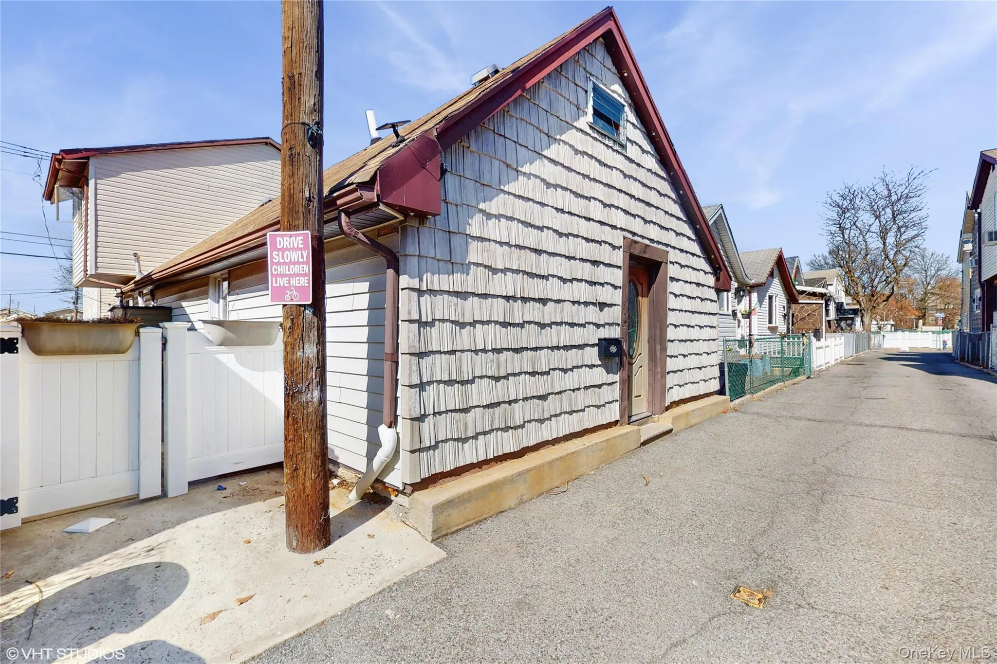 D132 Edgewater, New York, NY, 4 Bedrooms Bedrooms, 6 Rooms Rooms,1 BathroomBathrooms,Residential,For Rent,Edgewater,0,974640 D132 Edgewater, New York, NY, 4 Bedrooms Bedrooms, 6 Rooms Rooms,1 BathroomBathrooms,Residential,For Rent,Edgewater,0,974640