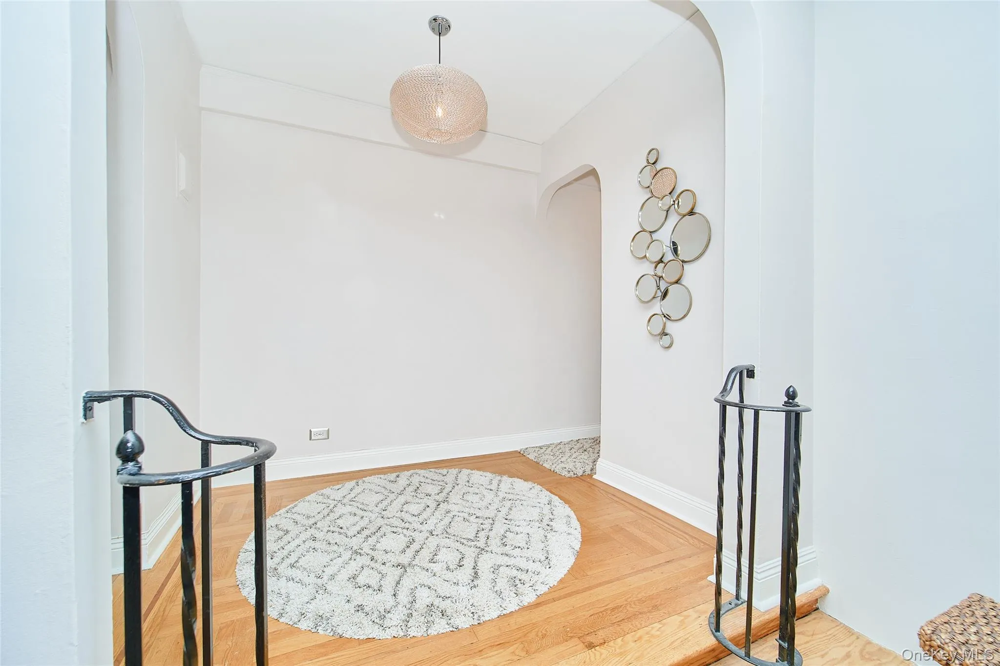 2962 Decatur Avenue, New York, NY, 1 Bedroom Bedrooms, 3 Rooms Rooms,1 BathroomBathrooms,Residential Sale,For Rent,Decatur,0,974653 2962 Decatur Avenue, New York, NY, 1 Bedroom Bedrooms, 3 Rooms Rooms,1 BathroomBathrooms,Residential Sale,For Rent,Decatur,0,974653