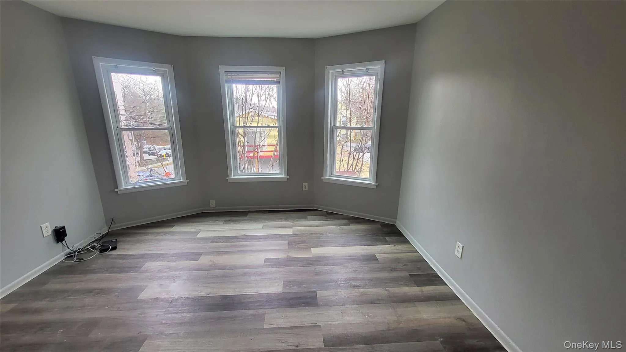 Living Room cont........ Living Room cont........