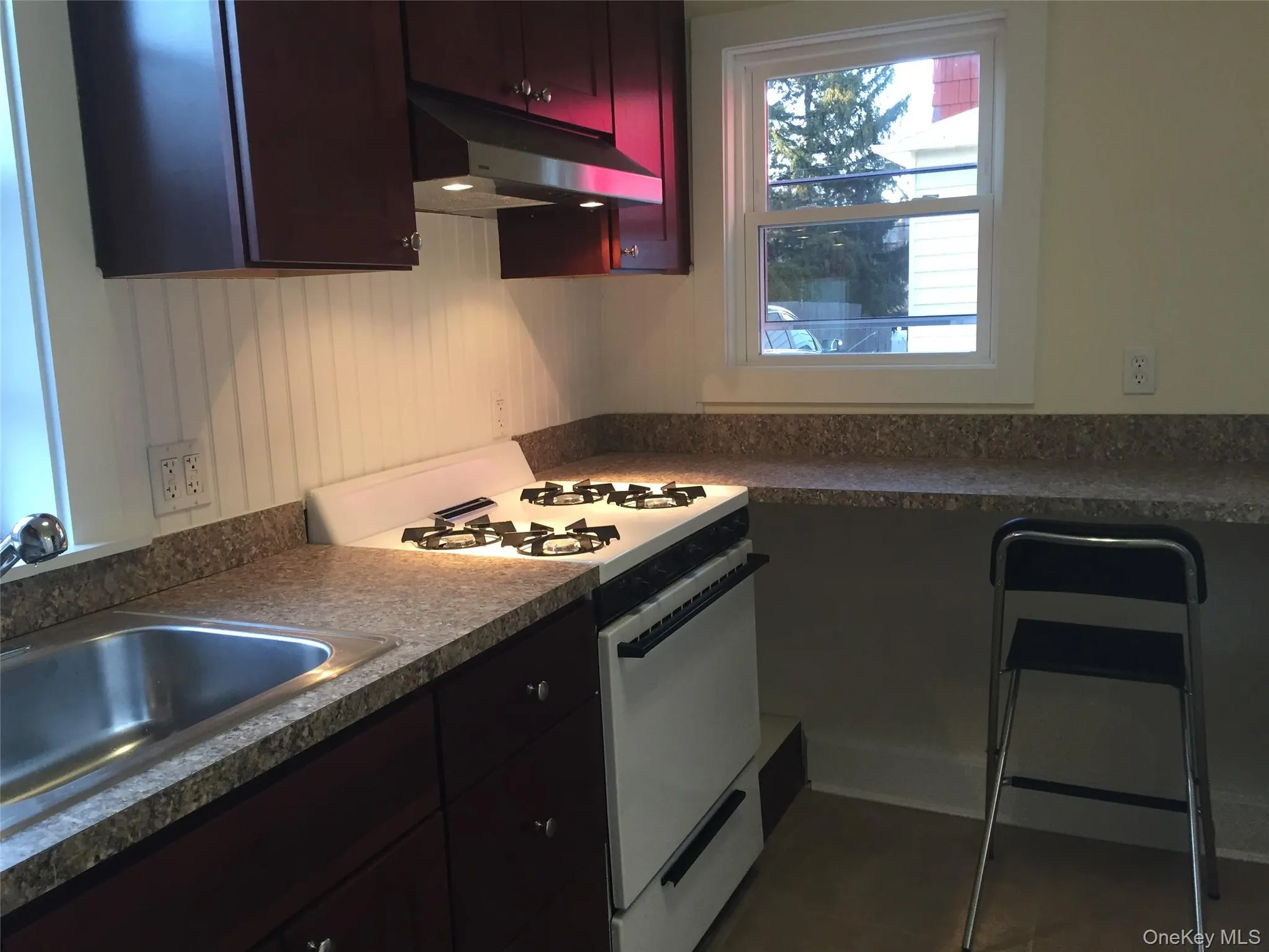 207 Franklin Avenue, Oyster Bay, NY, 1 Bedroom Bedrooms, 4 Rooms Rooms,1 BathroomBathrooms,Residential Lease,For Rent,Franklin,0,974666 207 Franklin Avenue, Oyster Bay, NY, 1 Bedroom Bedrooms, 4 Rooms Rooms,1 BathroomBathrooms,Residential Lease,For Rent,Franklin,0,974666