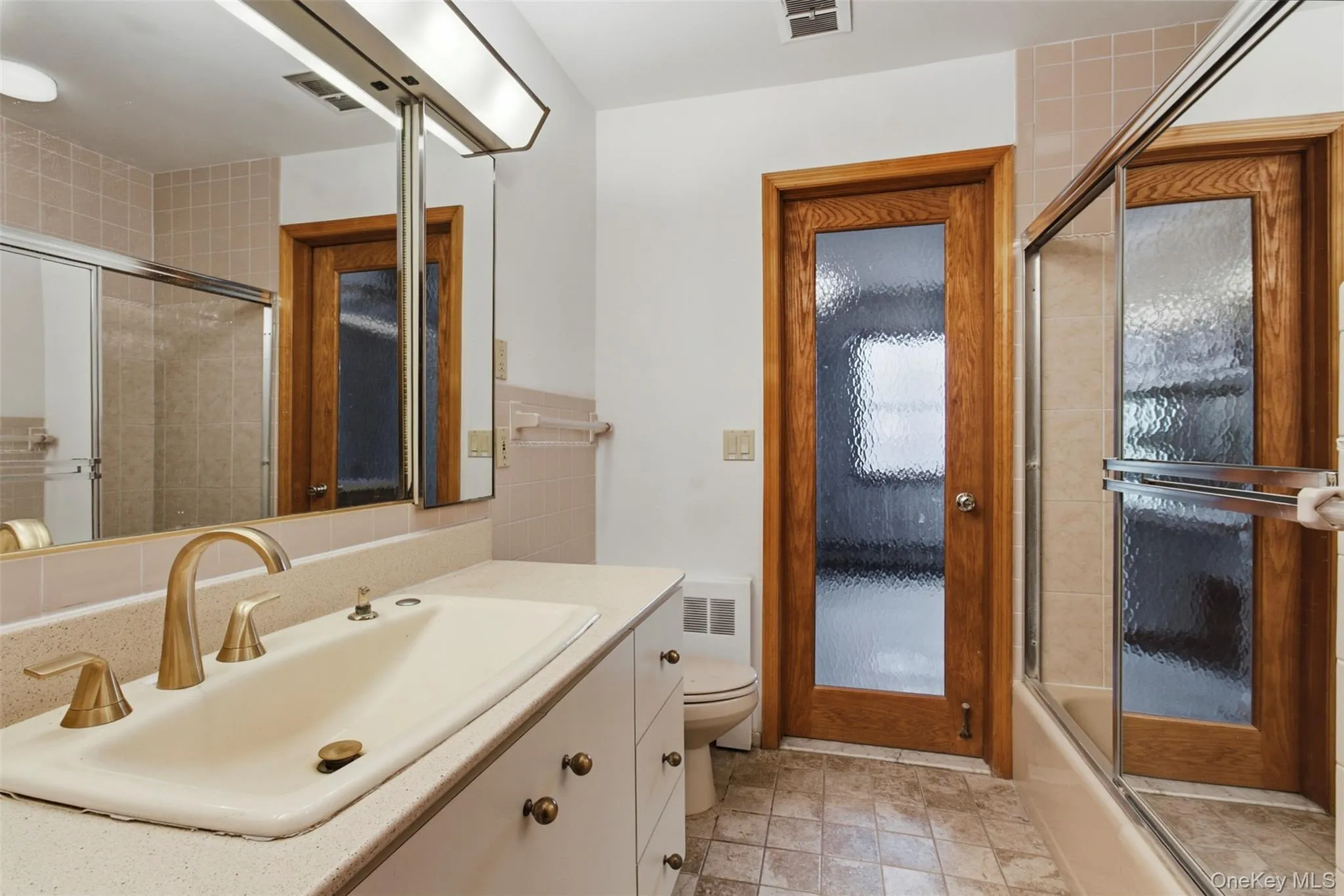 Hall bath Hall bath