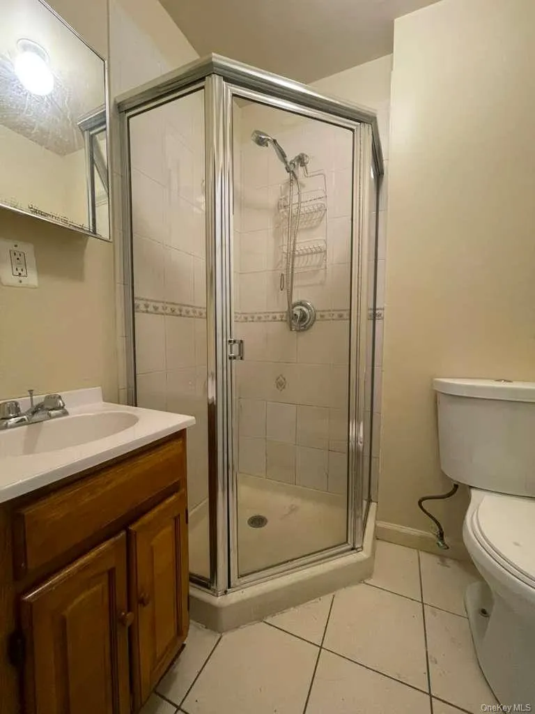 405 Essex Street, New York, NY, 3 Bedrooms Bedrooms, 6 Rooms Rooms,2 BathroomsBathrooms,Residential Lease,For Rent,Essex,0,974710 405 Essex Street, New York, NY, 3 Bedrooms Bedrooms, 6 Rooms Rooms,2 BathroomsBathrooms,Residential Lease,For Rent,Essex,0,974710
