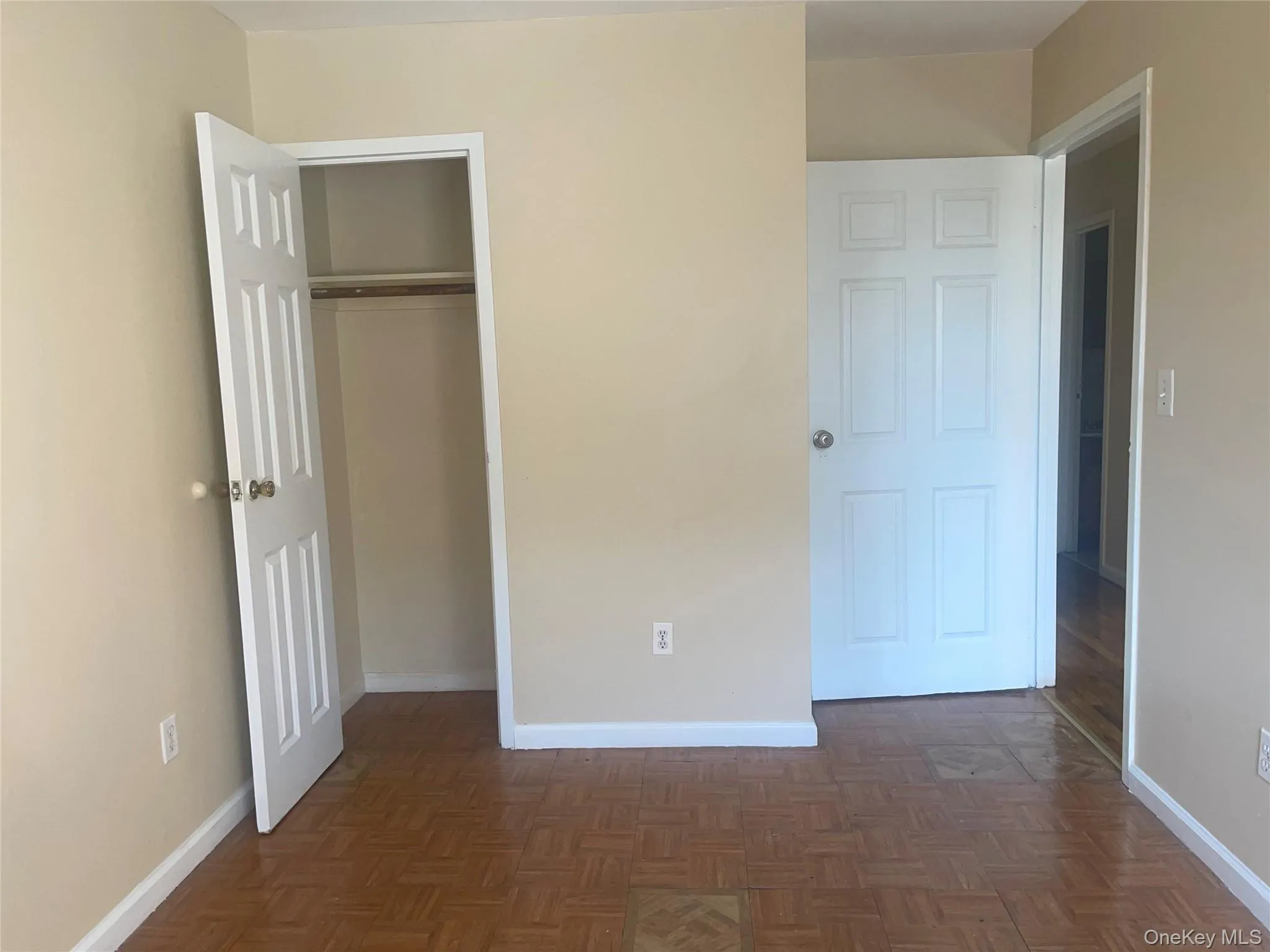 405 Essex Street, New York, NY, 3 Bedrooms Bedrooms, 6 Rooms Rooms,2 BathroomsBathrooms,Residential Lease,For Rent,Essex,0,974710 405 Essex Street, New York, NY, 3 Bedrooms Bedrooms, 6 Rooms Rooms,2 BathroomsBathrooms,Residential Lease,For Rent,Essex,0,974710