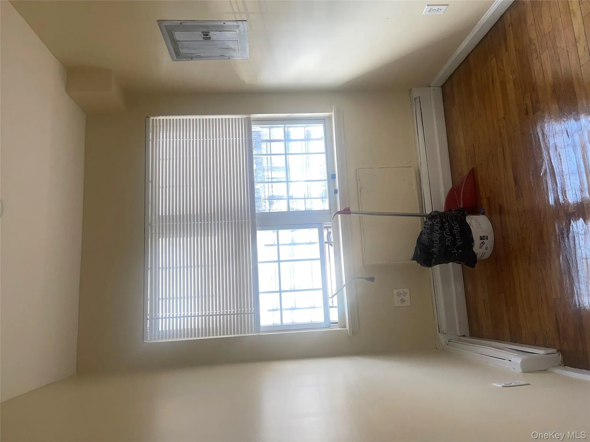 405 Essex Street, New York, NY, 3 Bedrooms Bedrooms, 6 Rooms Rooms,2 BathroomsBathrooms,Residential Lease,For Rent,Essex,0,974710 405 Essex Street, New York, NY, 3 Bedrooms Bedrooms, 6 Rooms Rooms,2 BathroomsBathrooms,Residential Lease,For Rent,Essex,0,974710