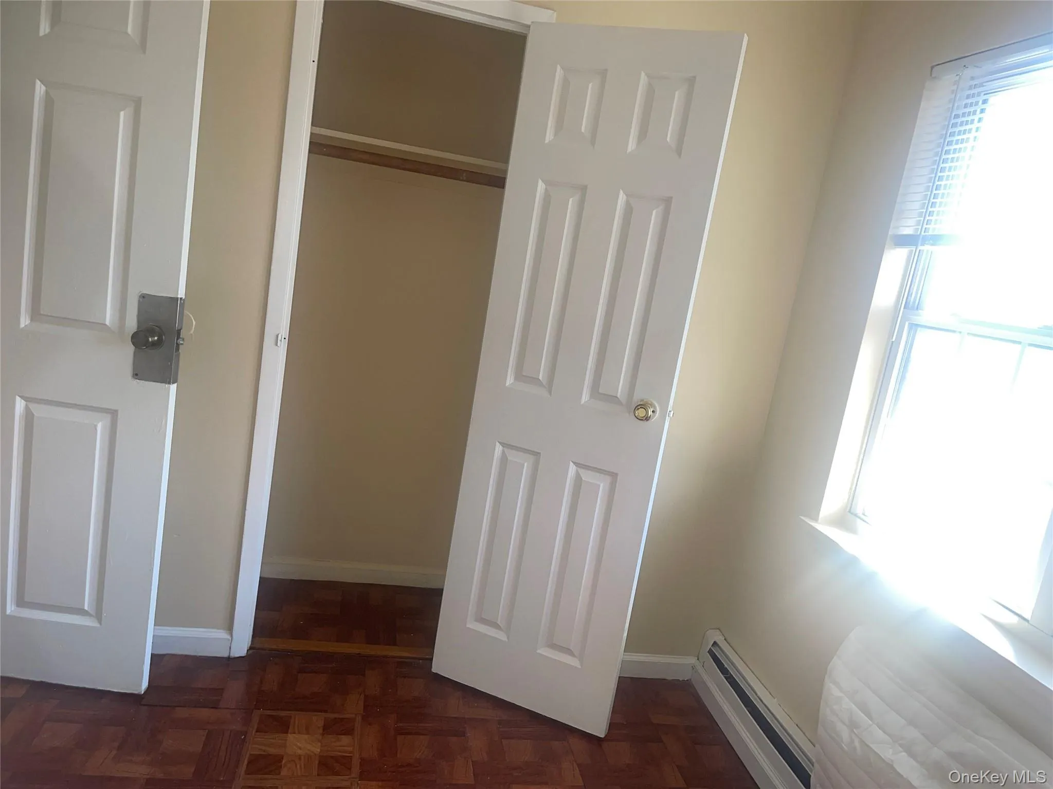 405 Essex Street, New York, NY, 3 Bedrooms Bedrooms, 6 Rooms Rooms,2 BathroomsBathrooms,Residential Lease,For Rent,Essex,0,974710 405 Essex Street, New York, NY, 3 Bedrooms Bedrooms, 6 Rooms Rooms,2 BathroomsBathrooms,Residential Lease,For Rent,Essex,0,974710