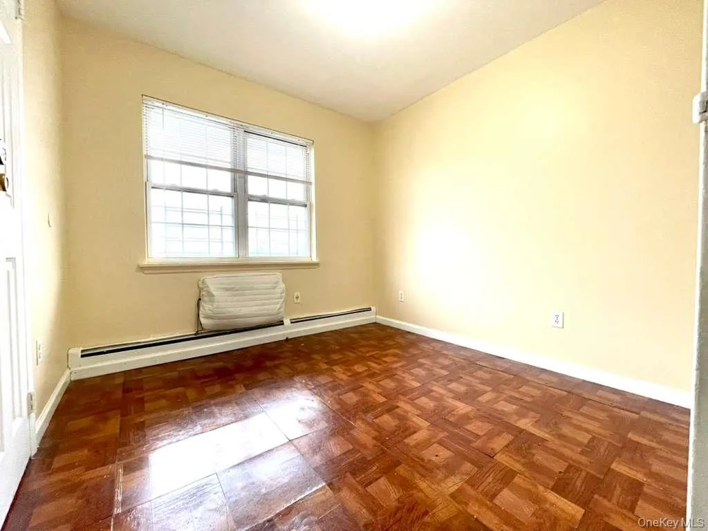 405 Essex Street, New York, NY, 3 Bedrooms Bedrooms, 6 Rooms Rooms,2 BathroomsBathrooms,Residential Lease,For Rent,Essex,0,974710 405 Essex Street, New York, NY, 3 Bedrooms Bedrooms, 6 Rooms Rooms,2 BathroomsBathrooms,Residential Lease,For Rent,Essex,0,974710