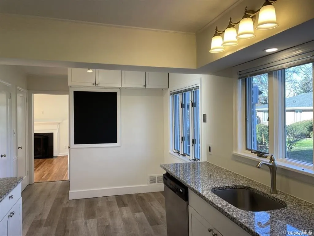 1 The Beachway, North Hempstead, NY, 3 Bedrooms Bedrooms, 6 Rooms Rooms,2 BathroomsBathrooms,Residential Lease,For Rent,The Beachway,0,974712 1 The Beachway, North Hempstead, NY, 3 Bedrooms Bedrooms, 6 Rooms Rooms,2 BathroomsBathrooms,Residential Lease,For Rent,The Beachway,0,974712