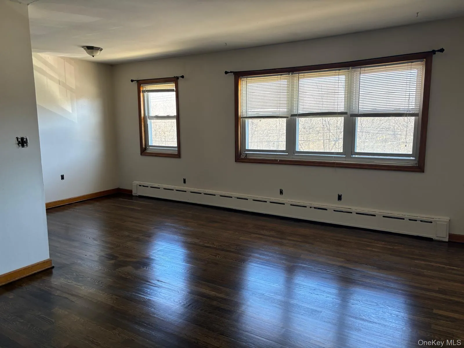 21 Route 17, Tuxedo, NY, 2 Bedrooms Bedrooms, 5 Rooms Rooms,1 BathroomBathrooms,Residential Lease,For Rent,Route 17,0,974714 21 Route 17, Tuxedo, NY, 2 Bedrooms Bedrooms, 5 Rooms Rooms,1 BathroomBathrooms,Residential Lease,For Rent,Route 17,0,974714