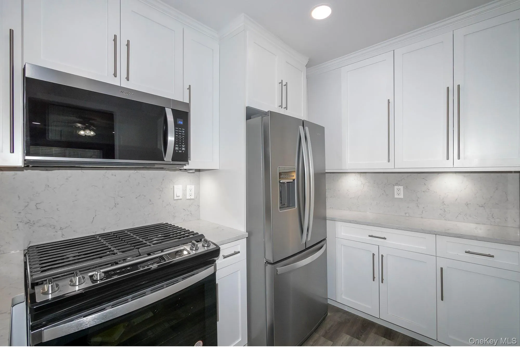 5-1A Dark Hollow Road, Brookhaven, NY, 1 Bedroom Bedrooms, 4 Rooms Rooms,1 BathroomBathrooms,Residential Lease,For Rent,Dark Hollow,0,974719 5-1A Dark Hollow Road, Brookhaven, NY, 1 Bedroom Bedrooms, 4 Rooms Rooms,1 BathroomBathrooms,Residential Lease,For Rent,Dark Hollow,0,974719