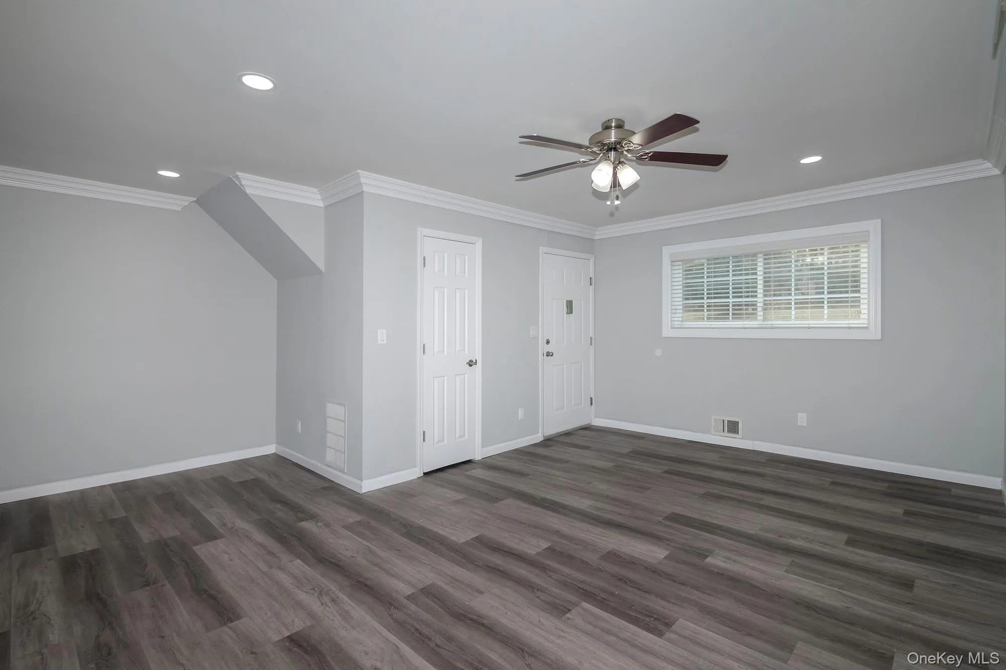 5-1A Dark Hollow Road, Brookhaven, NY, 1 Bedroom Bedrooms, 4 Rooms Rooms,1 BathroomBathrooms,Residential Lease,For Rent,Dark Hollow,0,974719 5-1A Dark Hollow Road, Brookhaven, NY, 1 Bedroom Bedrooms, 4 Rooms Rooms,1 BathroomBathrooms,Residential Lease,For Rent,Dark Hollow,0,974719