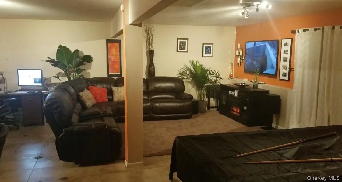 20 Tammy Drive, Middletown, NY, 3 Bedrooms Bedrooms, 9 Rooms Rooms,2 BathroomsBathrooms,Residential,For Rent,Tammy,0,974722 20 Tammy Drive, Middletown, NY, 3 Bedrooms Bedrooms, 9 Rooms Rooms,2 BathroomsBathrooms,Residential,For Rent,Tammy,0,974722