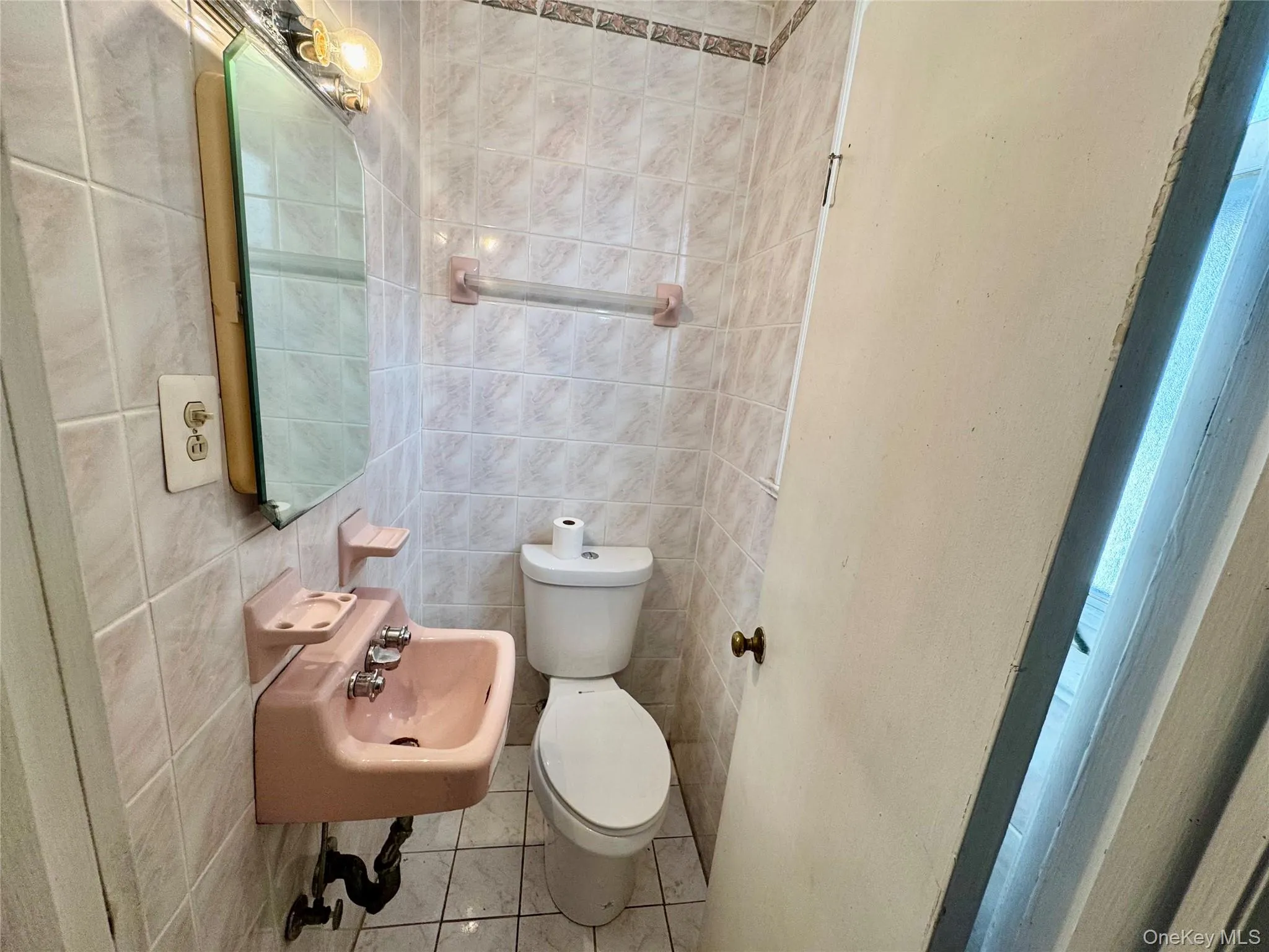 4 Highland Court, New York, NY, 3 Bedrooms Bedrooms, 7 Rooms Rooms,2 BathroomsBathrooms,Residential Sale,For Rent,Highland,0,974725 4 Highland Court, New York, NY, 3 Bedrooms Bedrooms, 7 Rooms Rooms,2 BathroomsBathrooms,Residential Sale,For Rent,Highland,0,974725
