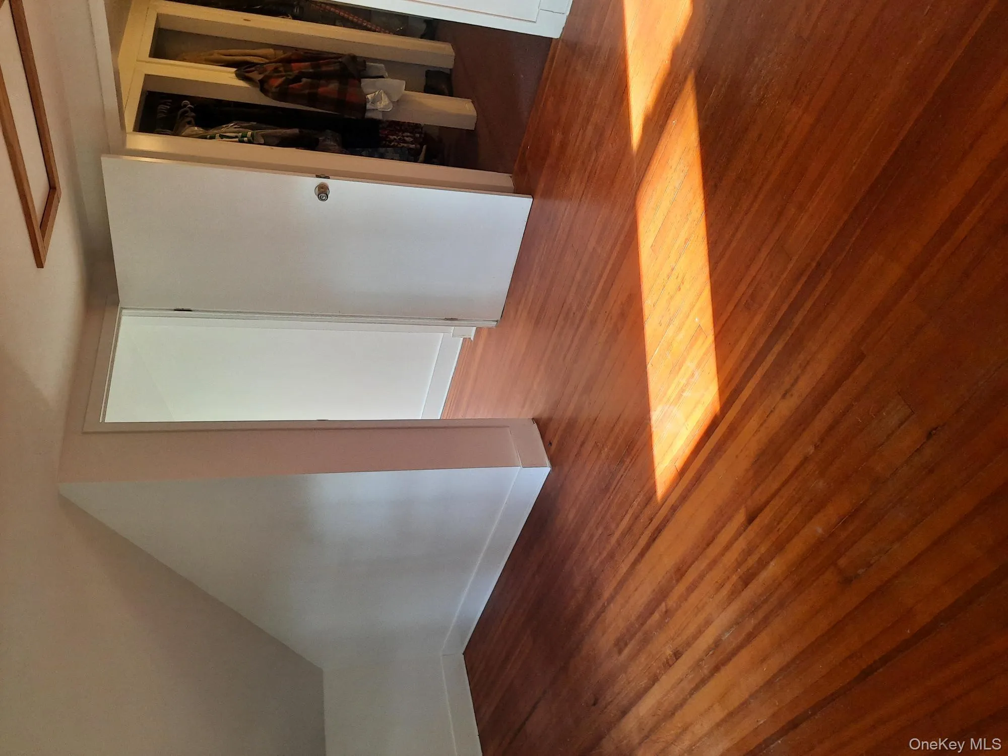 23 Valley Avenue, Woodbury, NY, 3 Bedrooms Bedrooms, 7 Rooms Rooms,1 BathroomBathrooms,Residential Lease,For Rent,Valley,0,974726 23 Valley Avenue, Woodbury, NY, 3 Bedrooms Bedrooms, 7 Rooms Rooms,1 BathroomBathrooms,Residential Lease,For Rent,Valley,0,974726