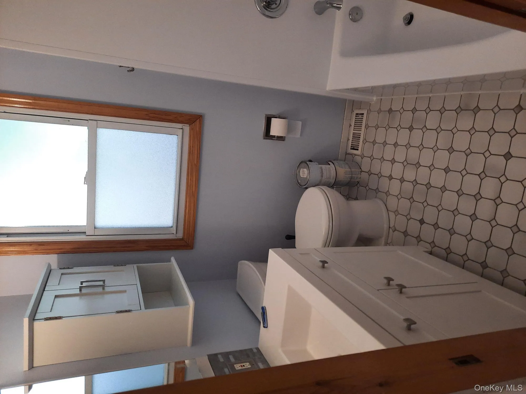 23 Valley Avenue, Woodbury, NY, 3 Bedrooms Bedrooms, 7 Rooms Rooms,1 BathroomBathrooms,Residential Lease,For Rent,Valley,0,974726 23 Valley Avenue, Woodbury, NY, 3 Bedrooms Bedrooms, 7 Rooms Rooms,1 BathroomBathrooms,Residential Lease,For Rent,Valley,0,974726