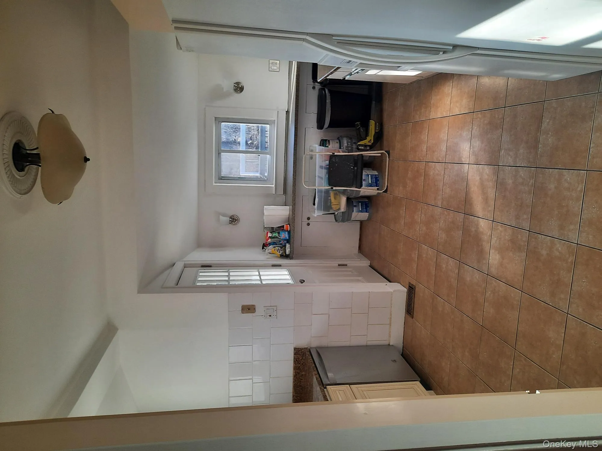 23 Valley Avenue, Woodbury, NY, 3 Bedrooms Bedrooms, 7 Rooms Rooms,1 BathroomBathrooms,Residential Lease,For Rent,Valley,0,974726 23 Valley Avenue, Woodbury, NY, 3 Bedrooms Bedrooms, 7 Rooms Rooms,1 BathroomBathrooms,Residential Lease,For Rent,Valley,0,974726