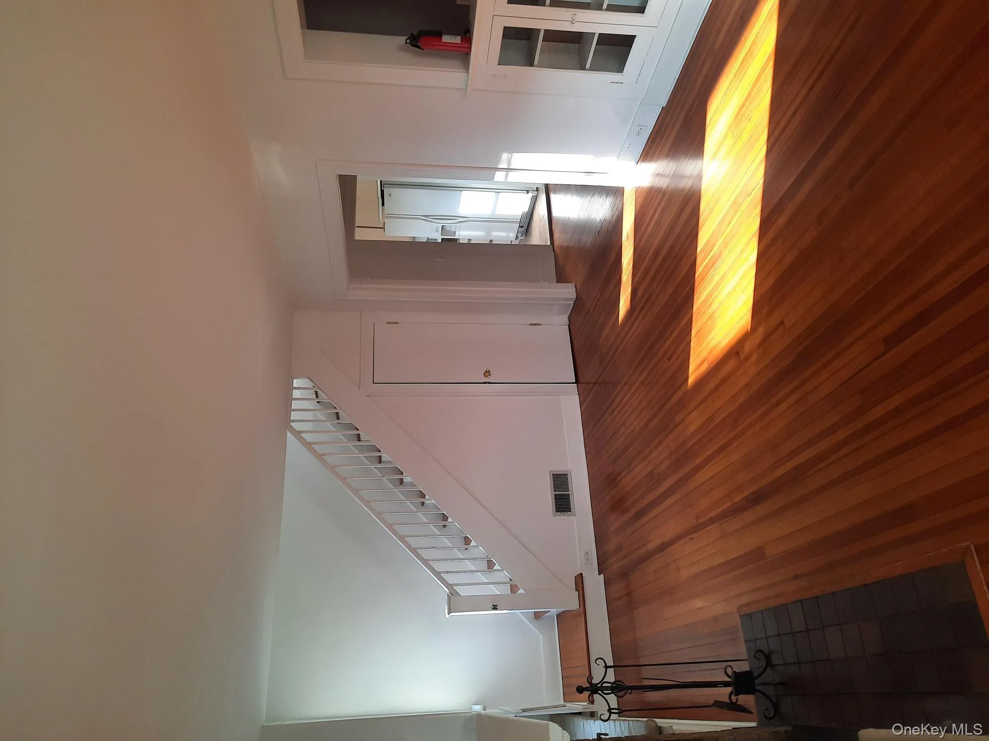 23 Valley Avenue, Woodbury, NY, 3 Bedrooms Bedrooms, 7 Rooms Rooms,1 BathroomBathrooms,Residential Lease,For Rent,Valley,0,974726 23 Valley Avenue, Woodbury, NY, 3 Bedrooms Bedrooms, 7 Rooms Rooms,1 BathroomBathrooms,Residential Lease,For Rent,Valley,0,974726