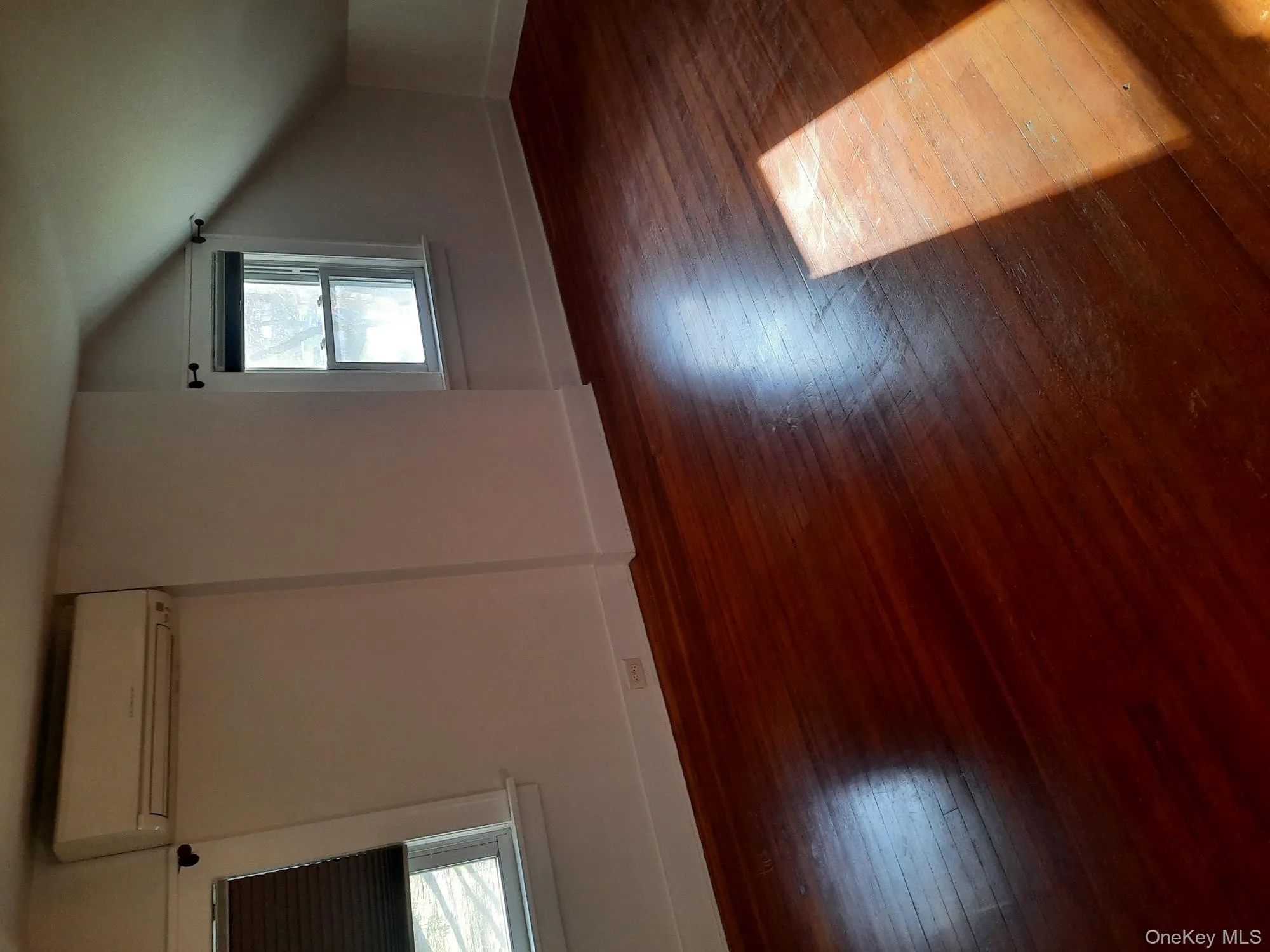 23 Valley Avenue, Woodbury, NY, 3 Bedrooms Bedrooms, 7 Rooms Rooms,1 BathroomBathrooms,Residential Lease,For Rent,Valley,0,974726 23 Valley Avenue, Woodbury, NY, 3 Bedrooms Bedrooms, 7 Rooms Rooms,1 BathroomBathrooms,Residential Lease,For Rent,Valley,0,974726