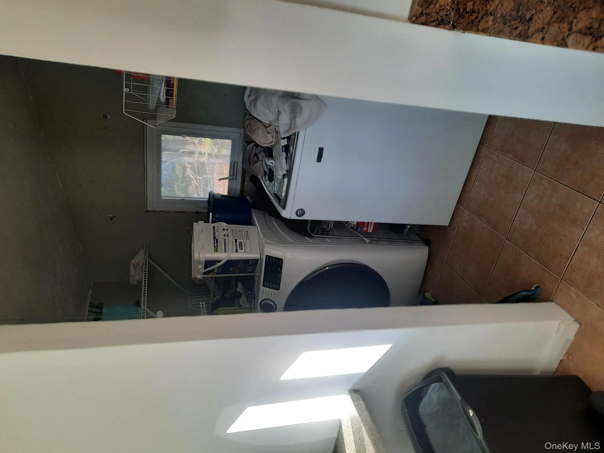 23 Valley Avenue, Woodbury, NY, 3 Bedrooms Bedrooms, 7 Rooms Rooms,1 BathroomBathrooms,Residential Lease,For Rent,Valley,0,974726 23 Valley Avenue, Woodbury, NY, 3 Bedrooms Bedrooms, 7 Rooms Rooms,1 BathroomBathrooms,Residential Lease,For Rent,Valley,0,974726