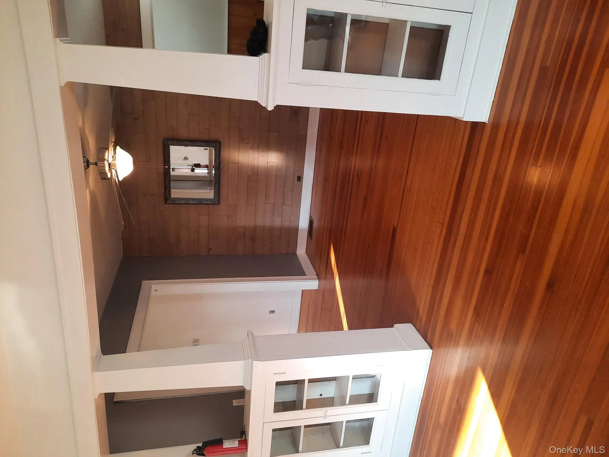 23 Valley Avenue, Woodbury, NY, 3 Bedrooms Bedrooms, 7 Rooms Rooms,1 BathroomBathrooms,Residential Lease,For Rent,Valley,0,974726 23 Valley Avenue, Woodbury, NY, 3 Bedrooms Bedrooms, 7 Rooms Rooms,1 BathroomBathrooms,Residential Lease,For Rent,Valley,0,974726