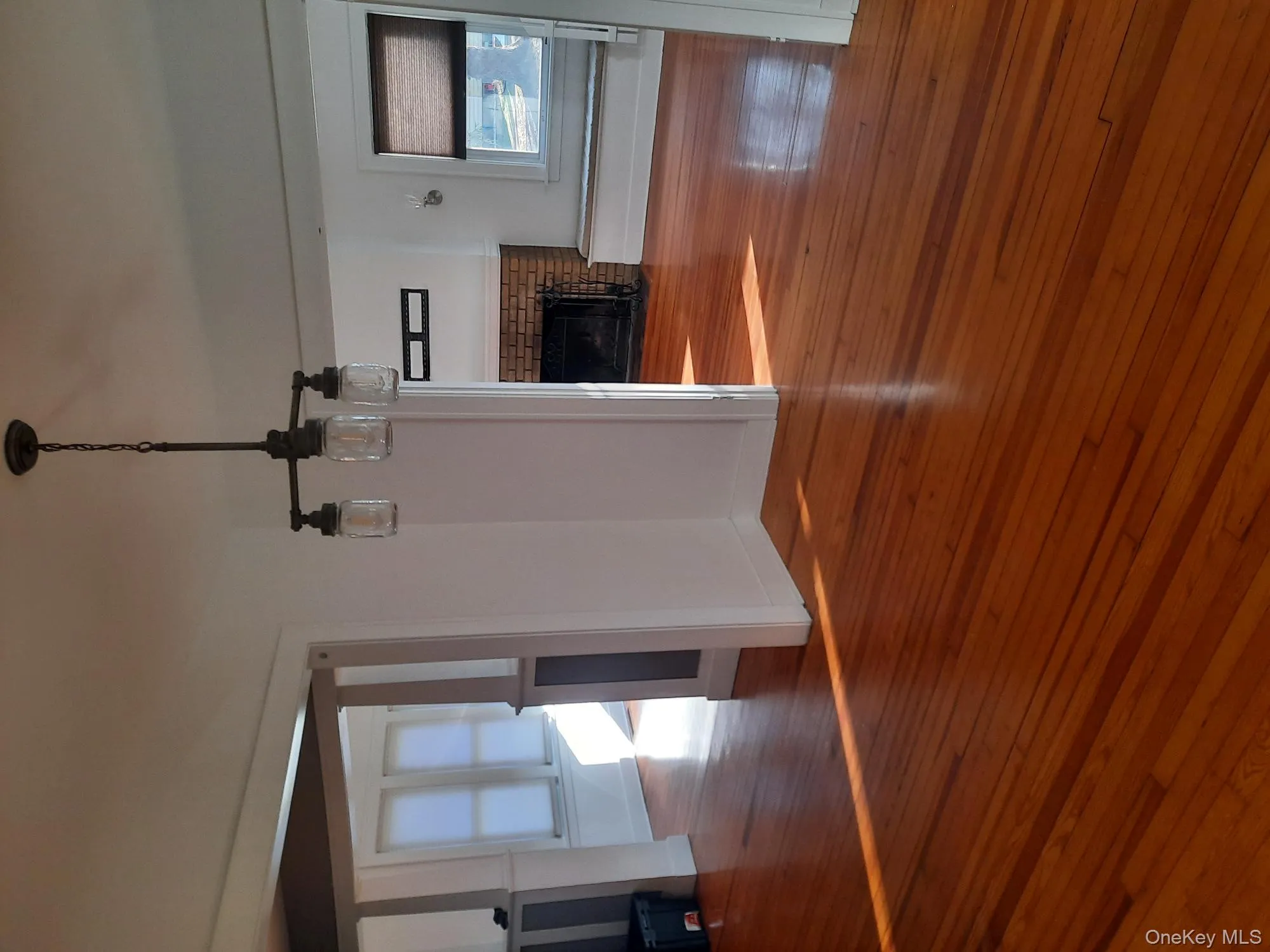 23 Valley Avenue, Woodbury, NY, 3 Bedrooms Bedrooms, 7 Rooms Rooms,1 BathroomBathrooms,Residential Lease,For Rent,Valley,0,974726 23 Valley Avenue, Woodbury, NY, 3 Bedrooms Bedrooms, 7 Rooms Rooms,1 BathroomBathrooms,Residential Lease,For Rent,Valley,0,974726