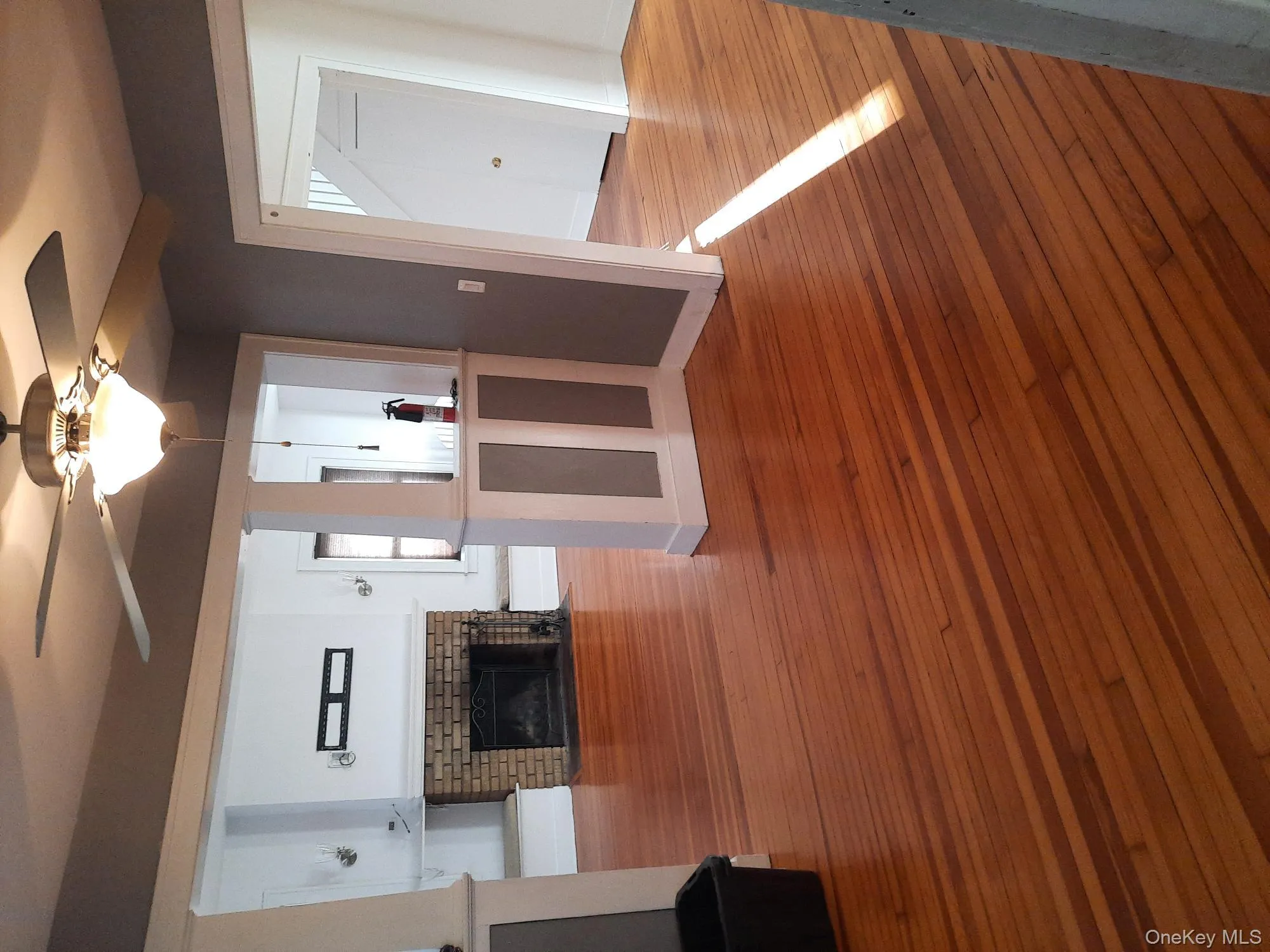 23 Valley Avenue, Woodbury, NY, 3 Bedrooms Bedrooms, 7 Rooms Rooms,1 BathroomBathrooms,Residential Lease,For Rent,Valley,0,974726 23 Valley Avenue, Woodbury, NY, 3 Bedrooms Bedrooms, 7 Rooms Rooms,1 BathroomBathrooms,Residential Lease,For Rent,Valley,0,974726