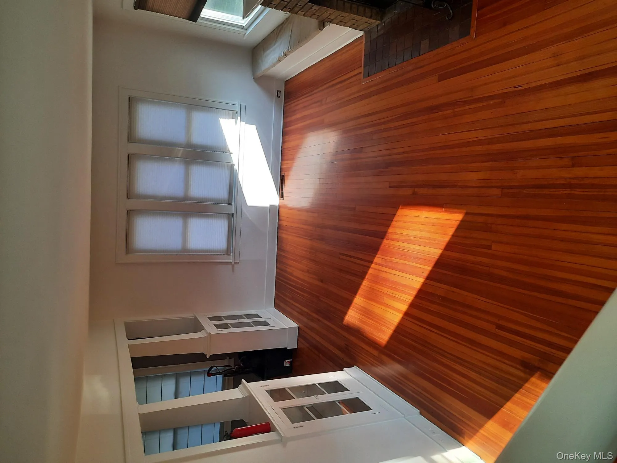 23 Valley Avenue, Woodbury, NY, 3 Bedrooms Bedrooms, 7 Rooms Rooms,1 BathroomBathrooms,Residential Lease,For Rent,Valley,0,974726 23 Valley Avenue, Woodbury, NY, 3 Bedrooms Bedrooms, 7 Rooms Rooms,1 BathroomBathrooms,Residential Lease,For Rent,Valley,0,974726