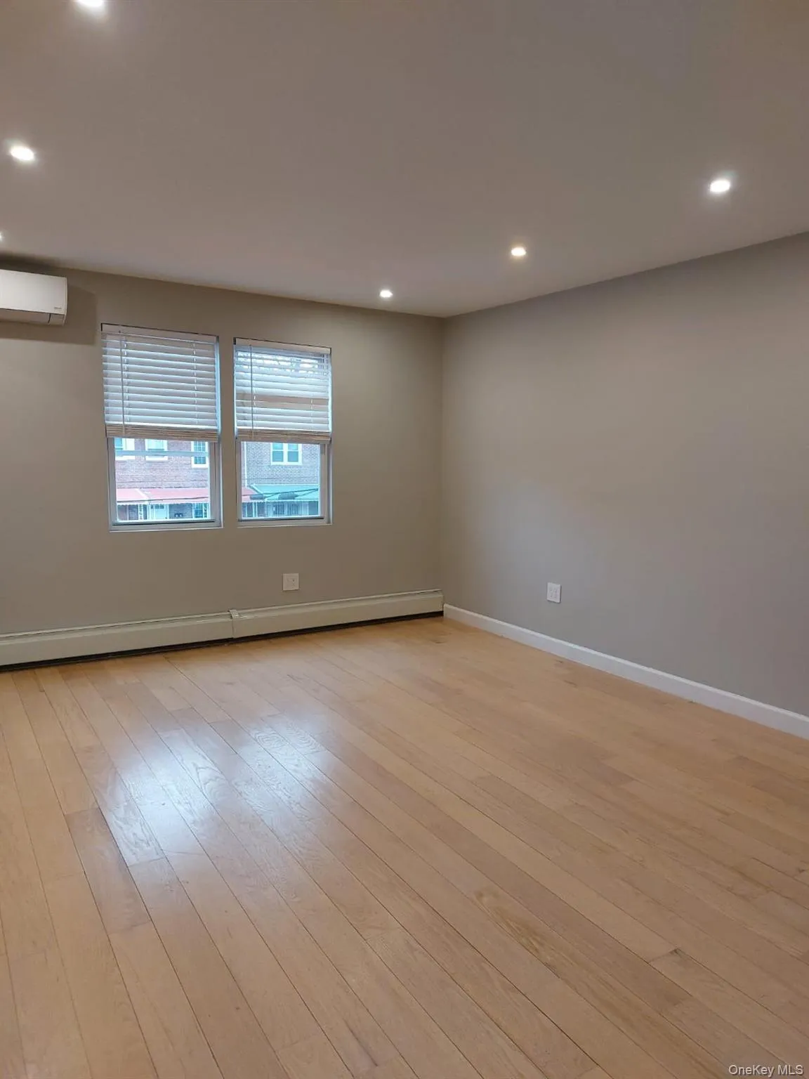 23-69 93 Street, New York, NY, 1 Bedroom Bedrooms, 3 Rooms Rooms,1 BathroomBathrooms,Residential Lease,For Rent,93,0,974762 23-69 93 Street, New York, NY, 1 Bedroom Bedrooms, 3 Rooms Rooms,1 BathroomBathrooms,Residential Lease,For Rent,93,0,974762