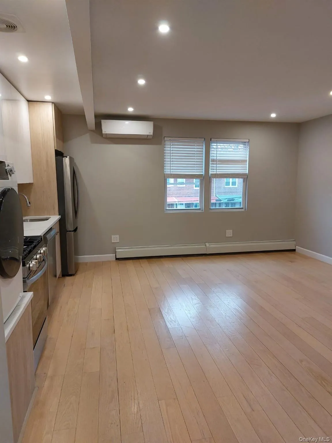 23-69 93 Street, New York, NY, 1 Bedroom Bedrooms, 3 Rooms Rooms,1 BathroomBathrooms,Residential Lease,For Rent,93,0,974762 23-69 93 Street, New York, NY, 1 Bedroom Bedrooms, 3 Rooms Rooms,1 BathroomBathrooms,Residential Lease,For Rent,93,0,974762