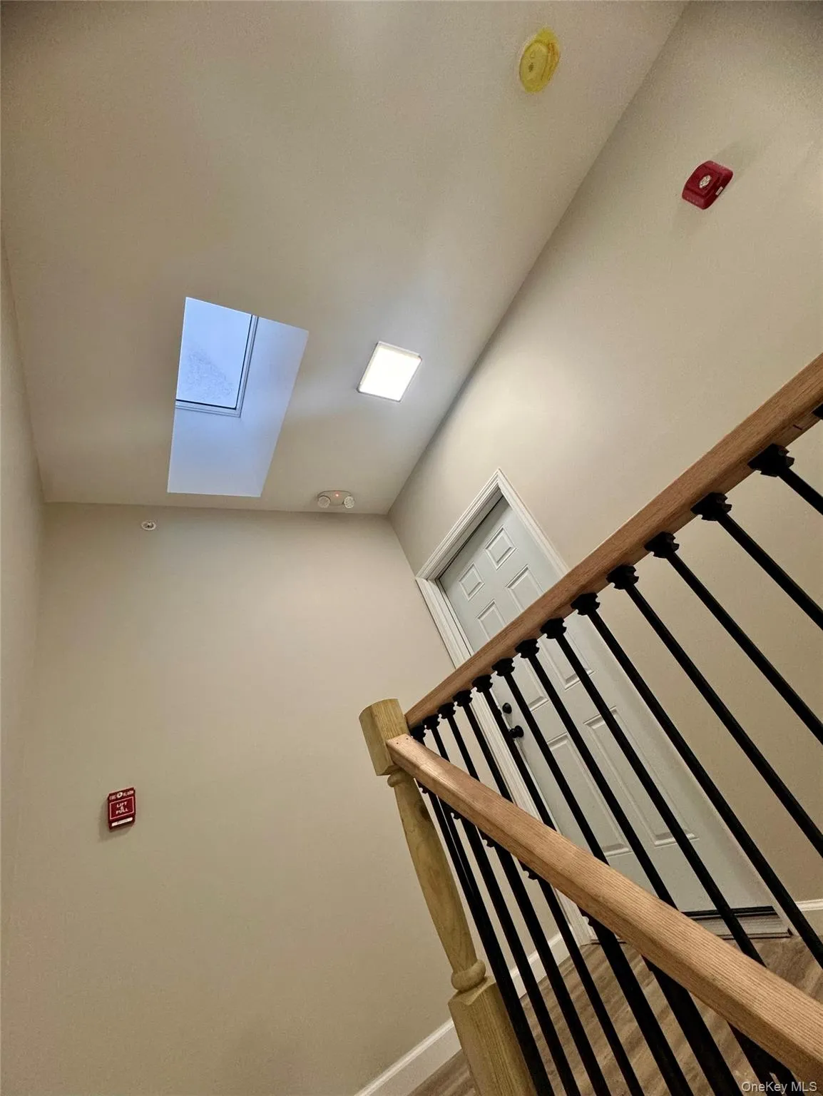 199 Chambers Street, Newburgh (city), NY, 1 Bedroom Bedrooms, 3 Rooms Rooms,1 BathroomBathrooms,Residential Lease,For Rent,Chambers Street,0,974786 199 Chambers Street, Newburgh (city), NY, 1 Bedroom Bedrooms, 3 Rooms Rooms,1 BathroomBathrooms,Residential Lease,For Rent,Chambers Street,0,974786