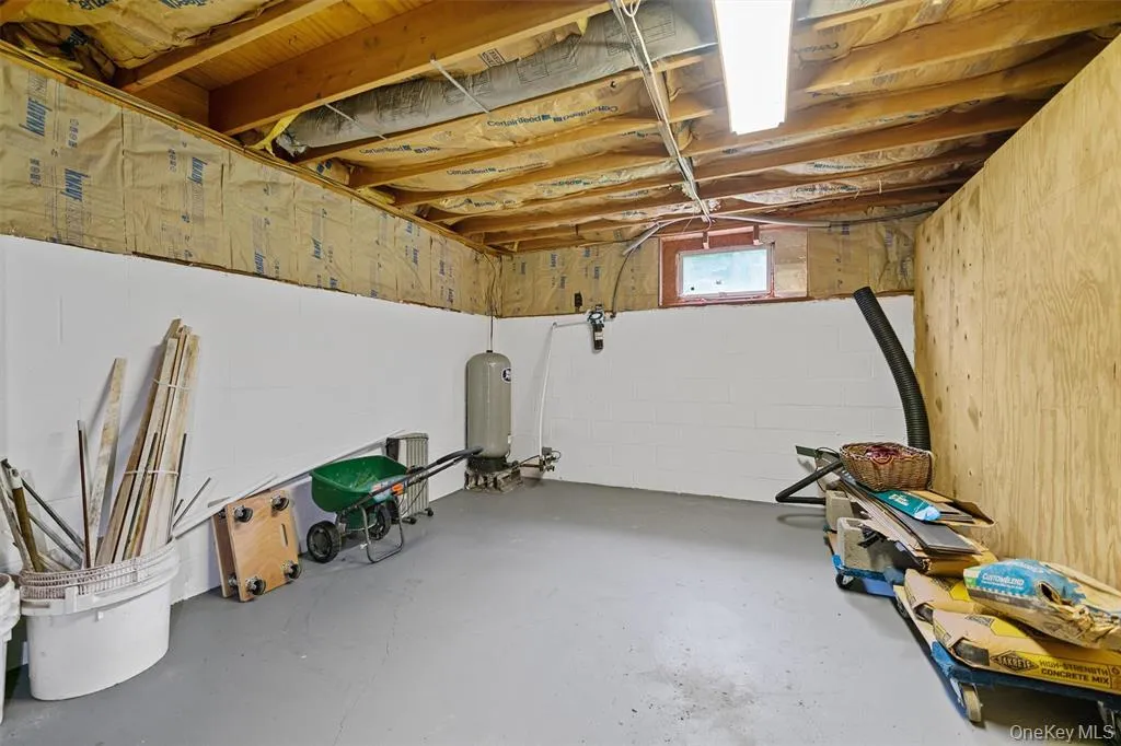 1013 Cooley Road, Rockland, NY, 3 Bedrooms Bedrooms, 5 Rooms Rooms,1 BathroomBathrooms,Residential,For Rent,Cooley,0,974808 1013 Cooley Road, Rockland, NY, 3 Bedrooms Bedrooms, 5 Rooms Rooms,1 BathroomBathrooms,Residential,For Rent,Cooley,0,974808