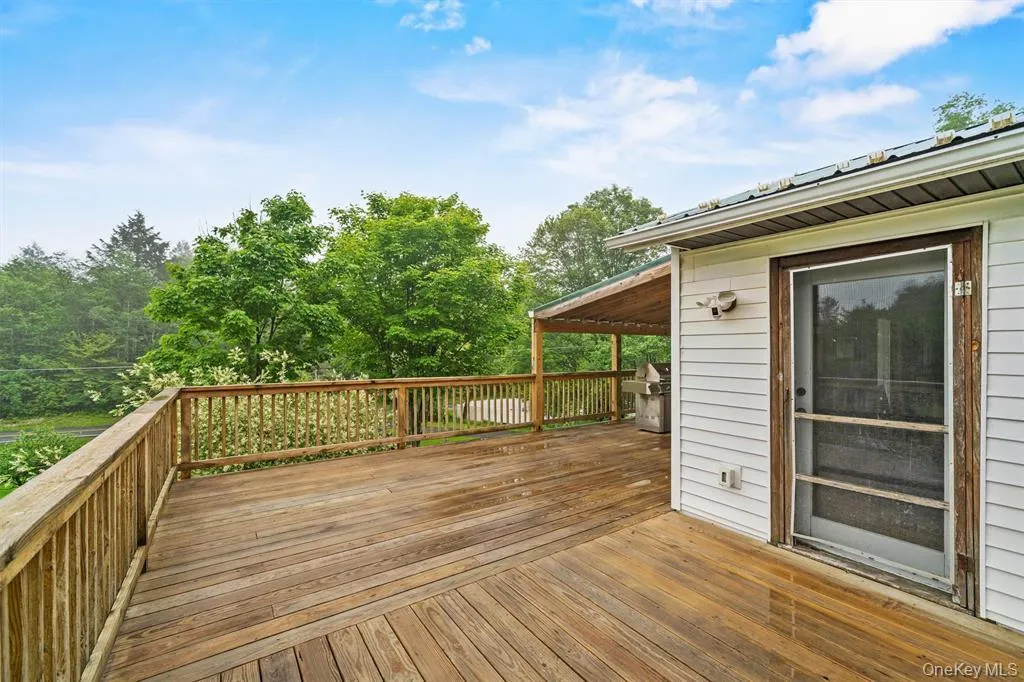 1013 Cooley Road, Rockland, NY, 3 Bedrooms Bedrooms, 5 Rooms Rooms,1 BathroomBathrooms,Residential,For Rent,Cooley,0,974808 1013 Cooley Road, Rockland, NY, 3 Bedrooms Bedrooms, 5 Rooms Rooms,1 BathroomBathrooms,Residential,For Rent,Cooley,0,974808