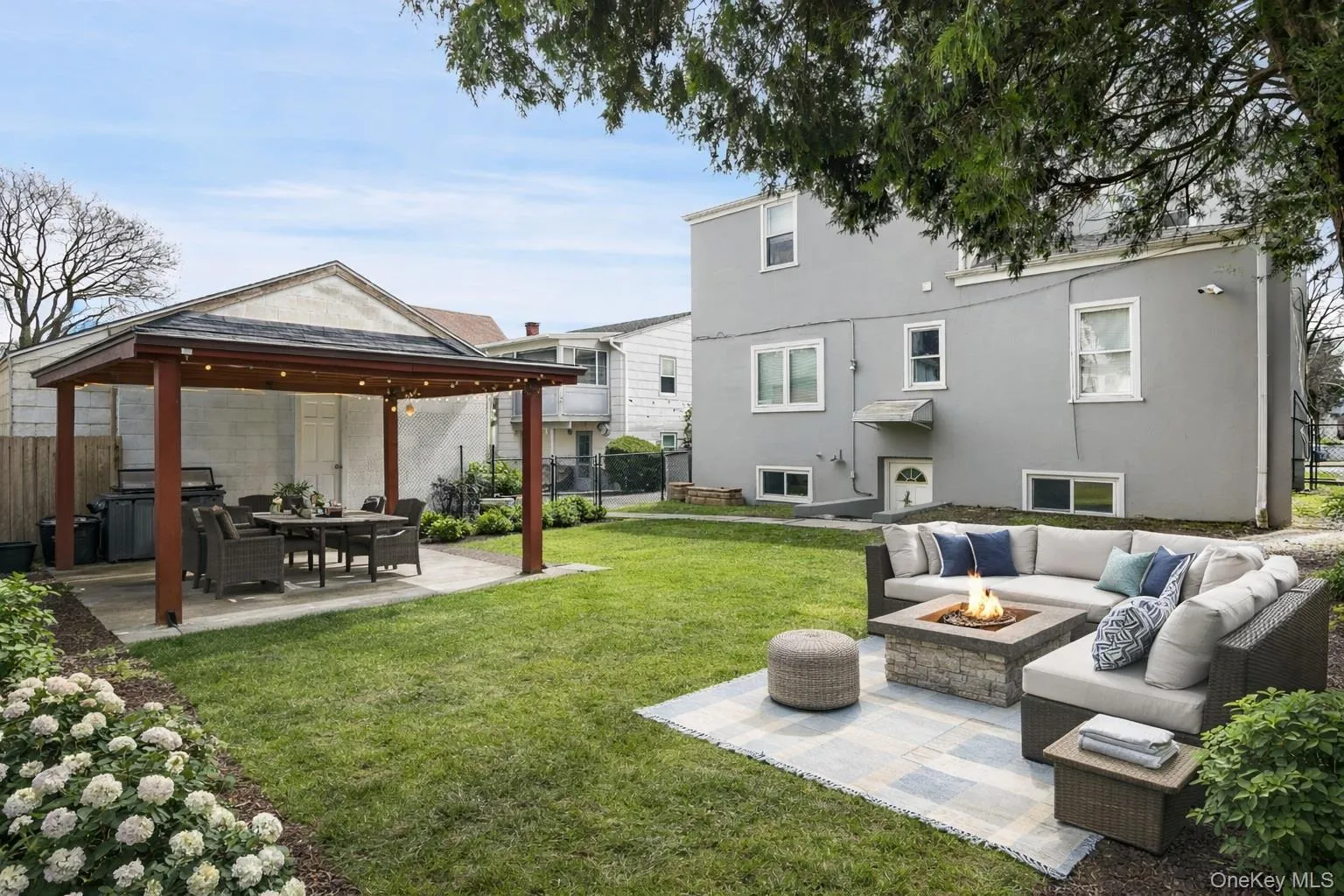 Virtually Staged Virtually Staged