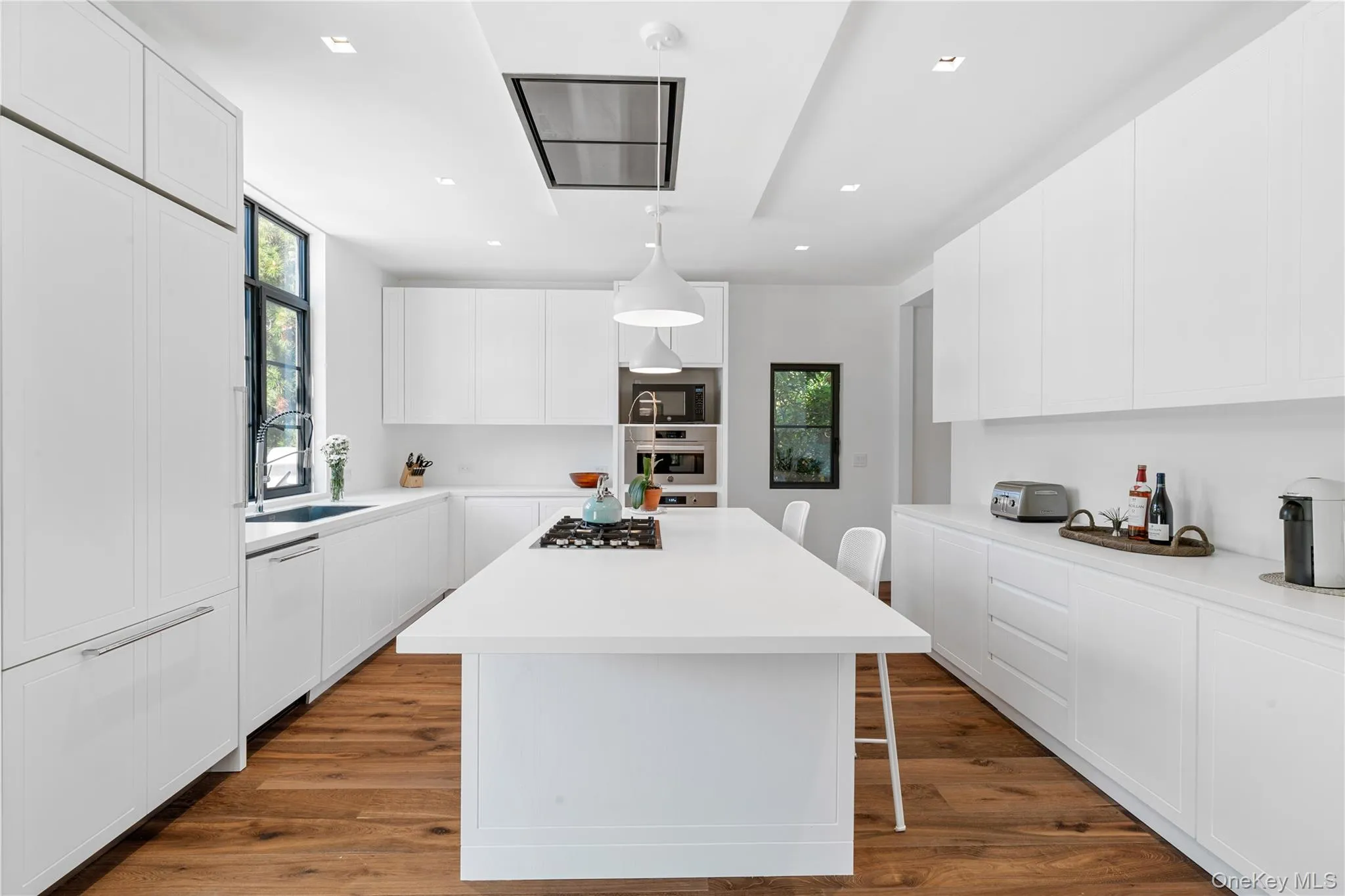 15 Atterbury Road, Southampton, NY, 4 Bedrooms Bedrooms, 14 Rooms Rooms,4 BathroomsBathrooms,Residential Lease,For Rent,Atterbury,0,974816 15 Atterbury Road, Southampton, NY, 4 Bedrooms Bedrooms, 14 Rooms Rooms,4 BathroomsBathrooms,Residential Lease,For Rent,Atterbury,0,974816