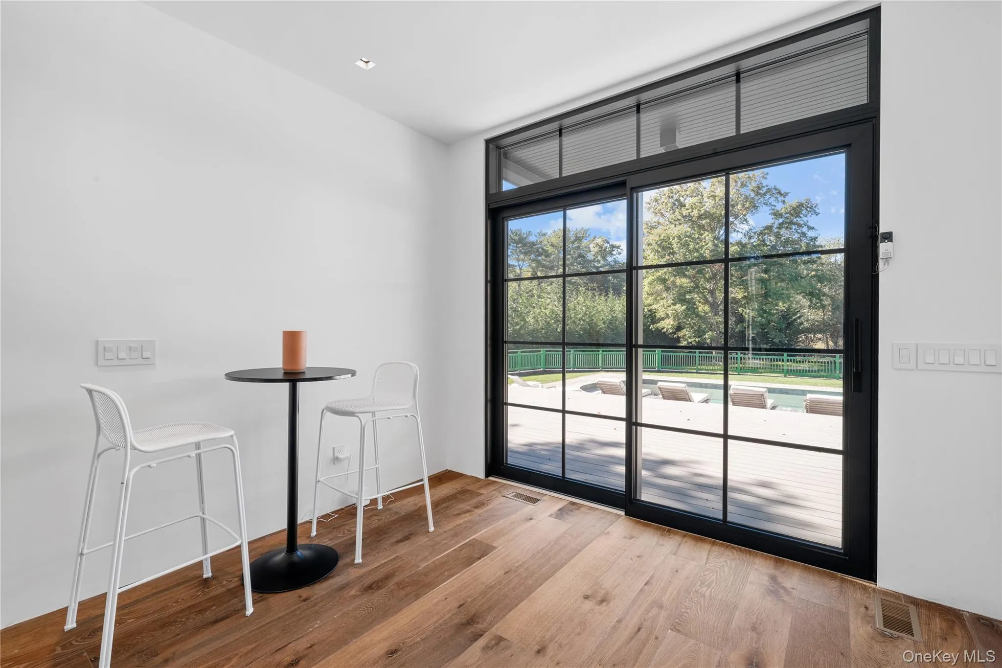 15 Atterbury Road, Southampton, NY, 4 Bedrooms Bedrooms, 14 Rooms Rooms,4 BathroomsBathrooms,Residential Lease,For Rent,Atterbury,0,974816 15 Atterbury Road, Southampton, NY, 4 Bedrooms Bedrooms, 14 Rooms Rooms,4 BathroomsBathrooms,Residential Lease,For Rent,Atterbury,0,974816