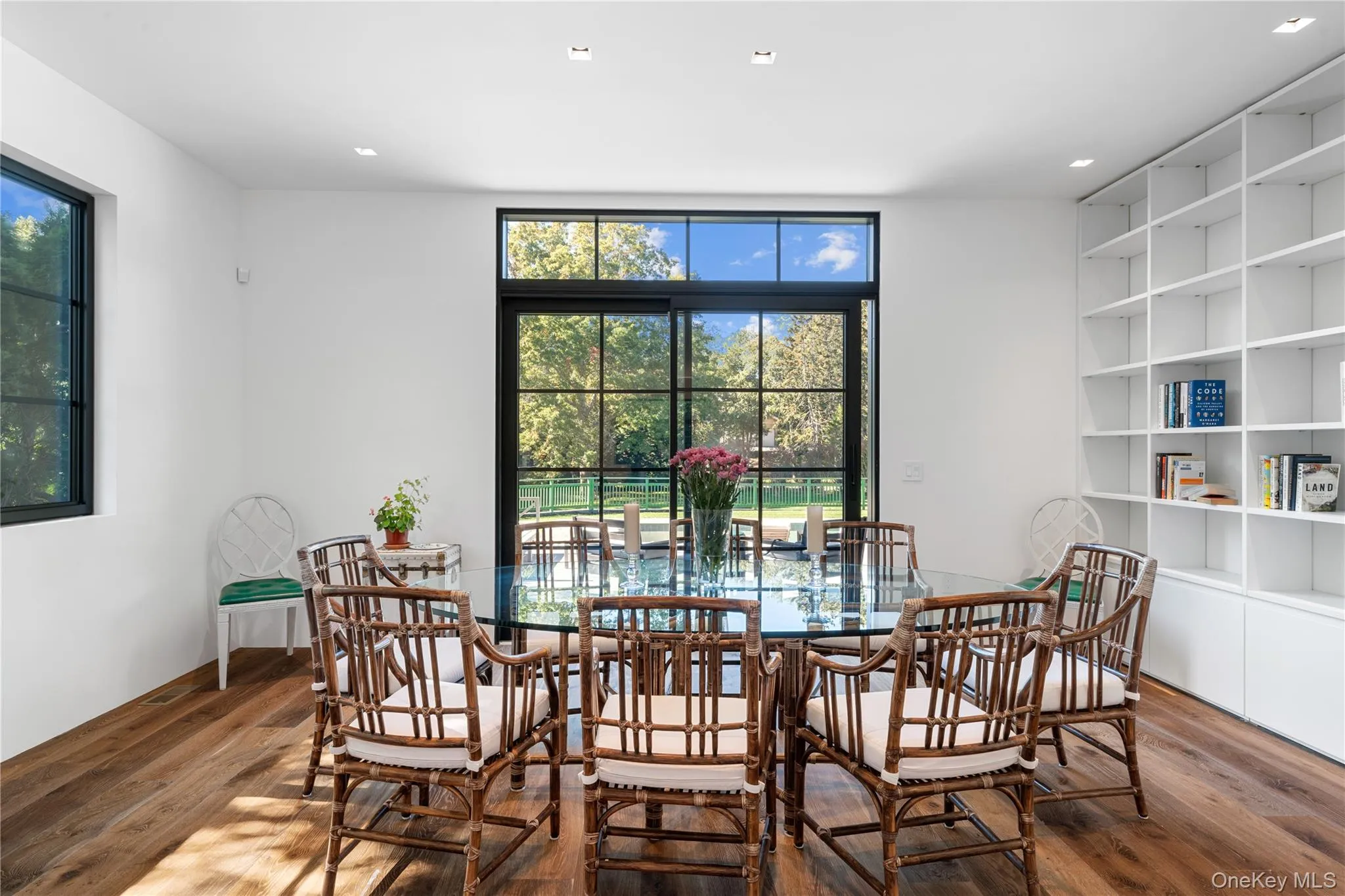 15 Atterbury Road, Southampton, NY, 4 Bedrooms Bedrooms, 14 Rooms Rooms,4 BathroomsBathrooms,Residential Lease,For Rent,Atterbury,0,974816 15 Atterbury Road, Southampton, NY, 4 Bedrooms Bedrooms, 14 Rooms Rooms,4 BathroomsBathrooms,Residential Lease,For Rent,Atterbury,0,974816