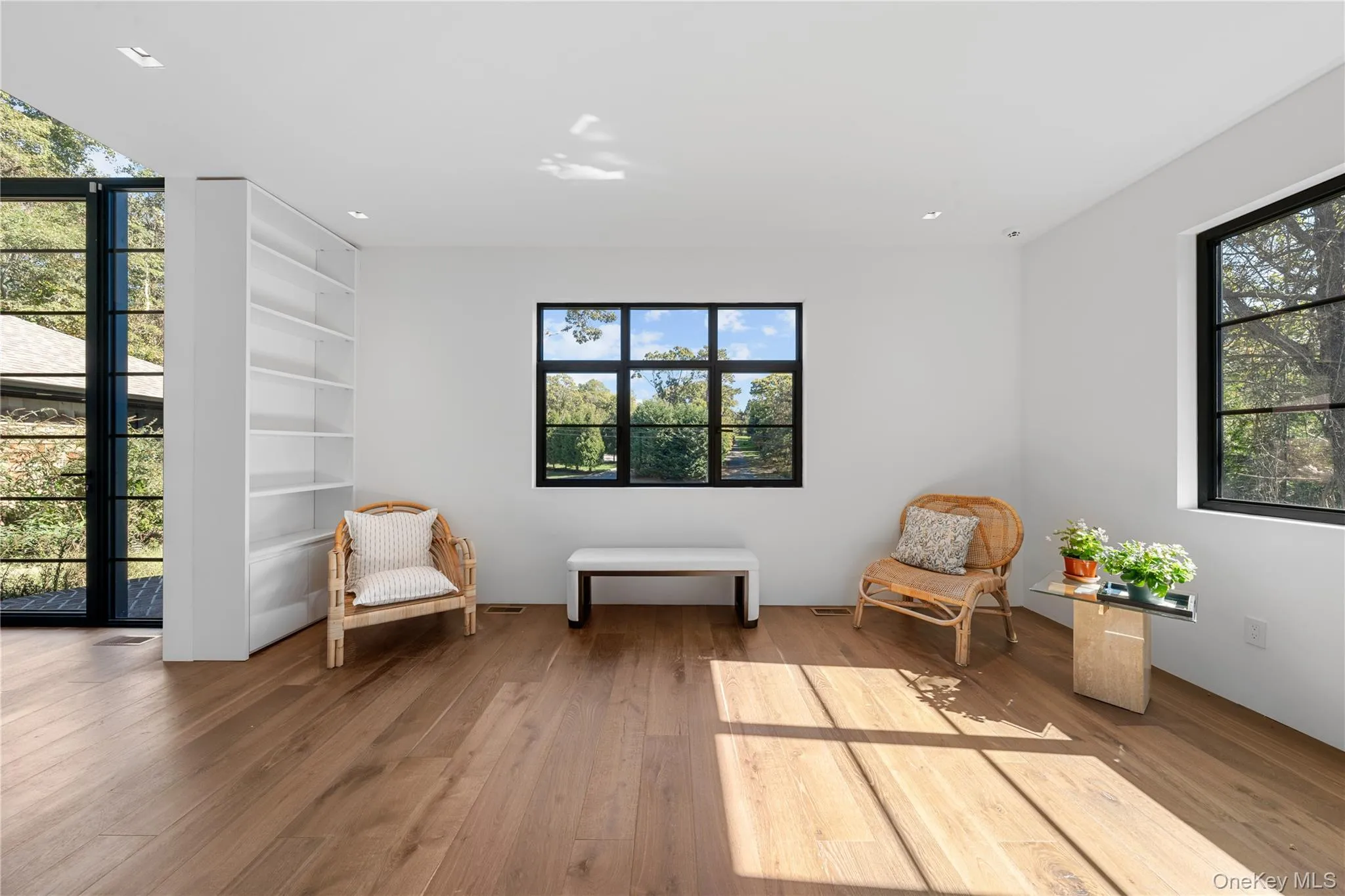 15 Atterbury Road, Southampton, NY, 4 Bedrooms Bedrooms, 14 Rooms Rooms,4 BathroomsBathrooms,Residential Lease,For Rent,Atterbury,0,974816 15 Atterbury Road, Southampton, NY, 4 Bedrooms Bedrooms, 14 Rooms Rooms,4 BathroomsBathrooms,Residential Lease,For Rent,Atterbury,0,974816