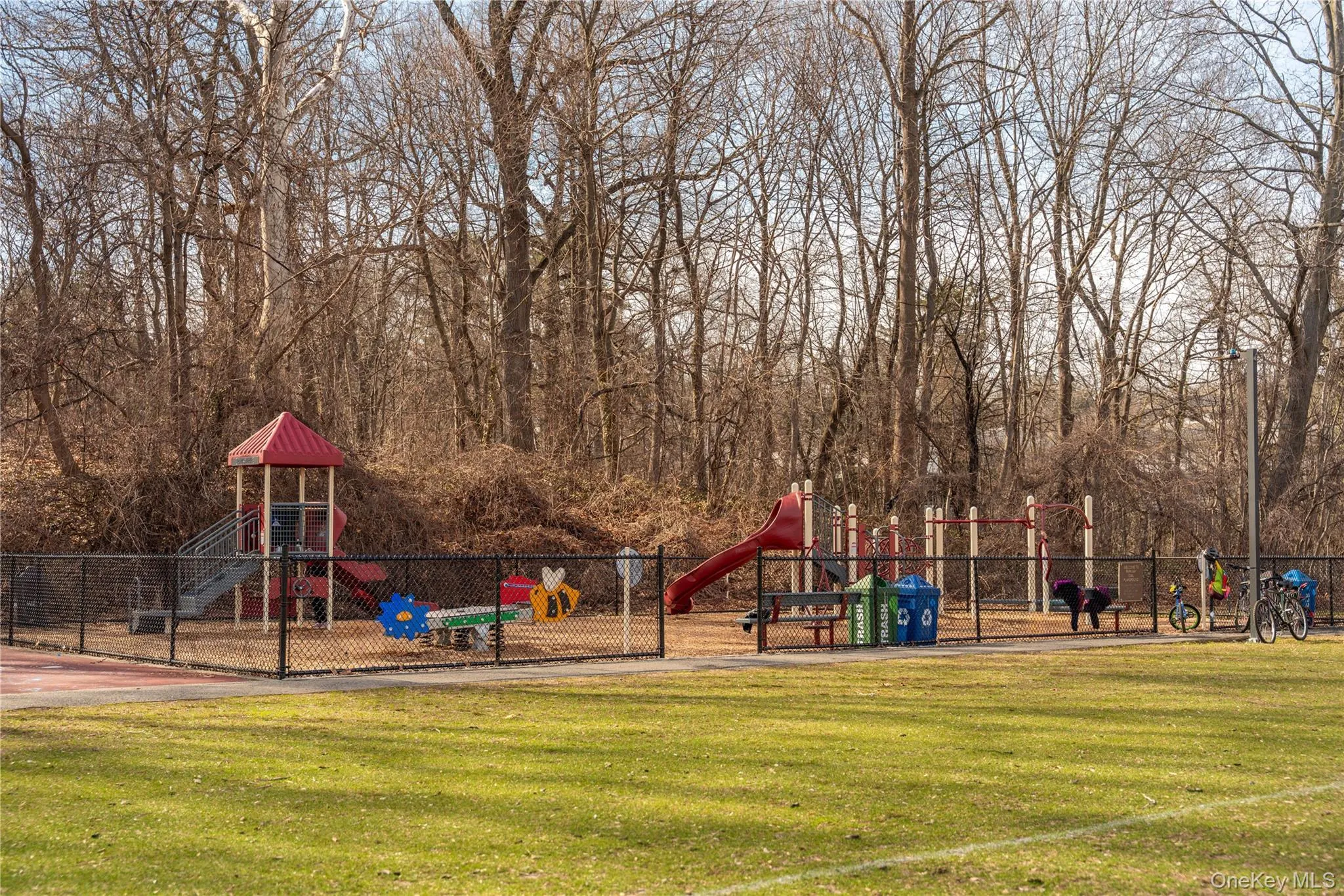 Playground too Playground too