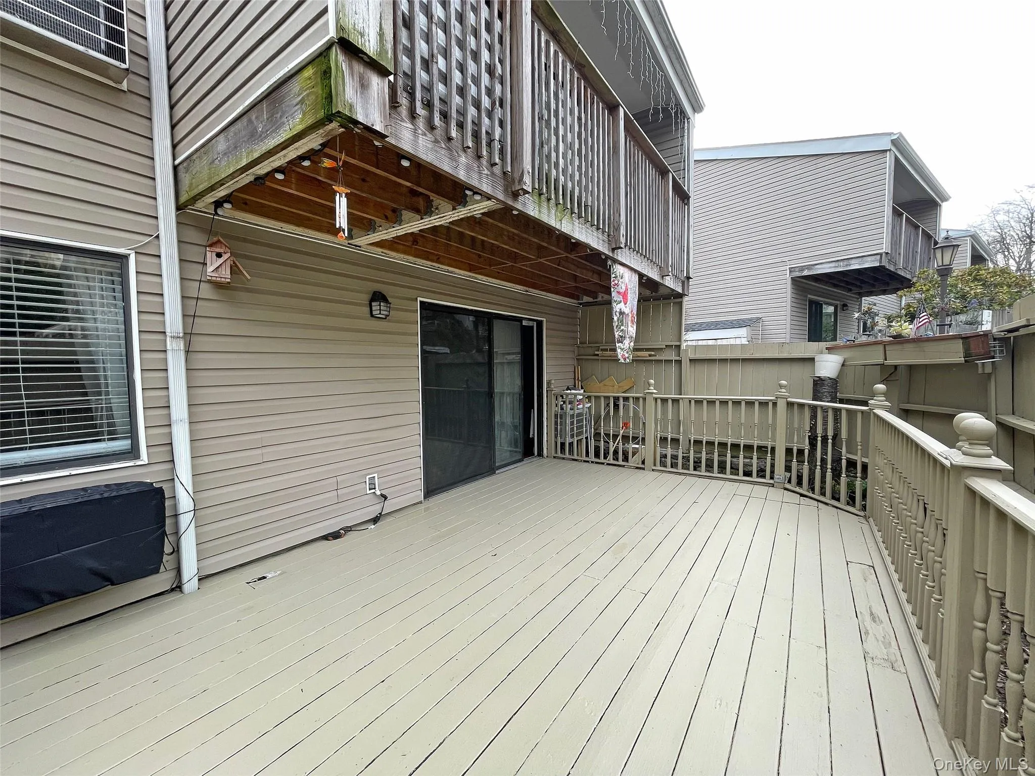 Spacious deck Spacious deck