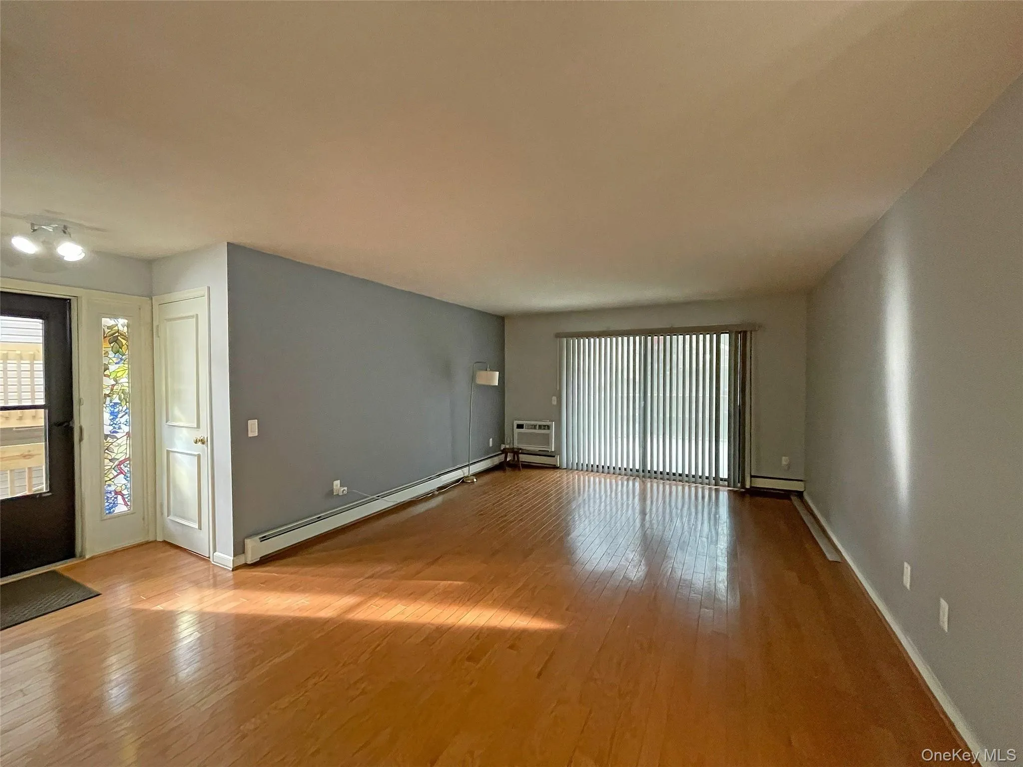 Hardwood floors Hardwood floors