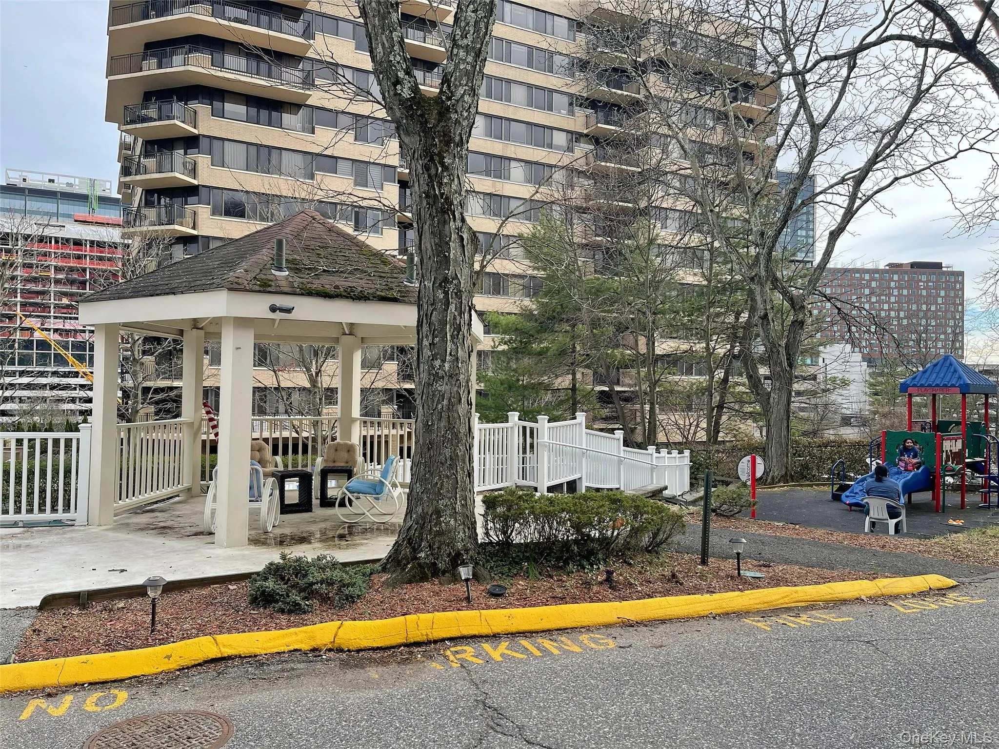 26 Hillside Terrace, White Plains, NY, 1 Bedroom Bedrooms, 2 Rooms Rooms,1 BathroomBathrooms,Residential Lease,For Rent,Hillside,0,974849 26 Hillside Terrace, White Plains, NY, 1 Bedroom Bedrooms, 2 Rooms Rooms,1 BathroomBathrooms,Residential Lease,For Rent,Hillside,0,974849