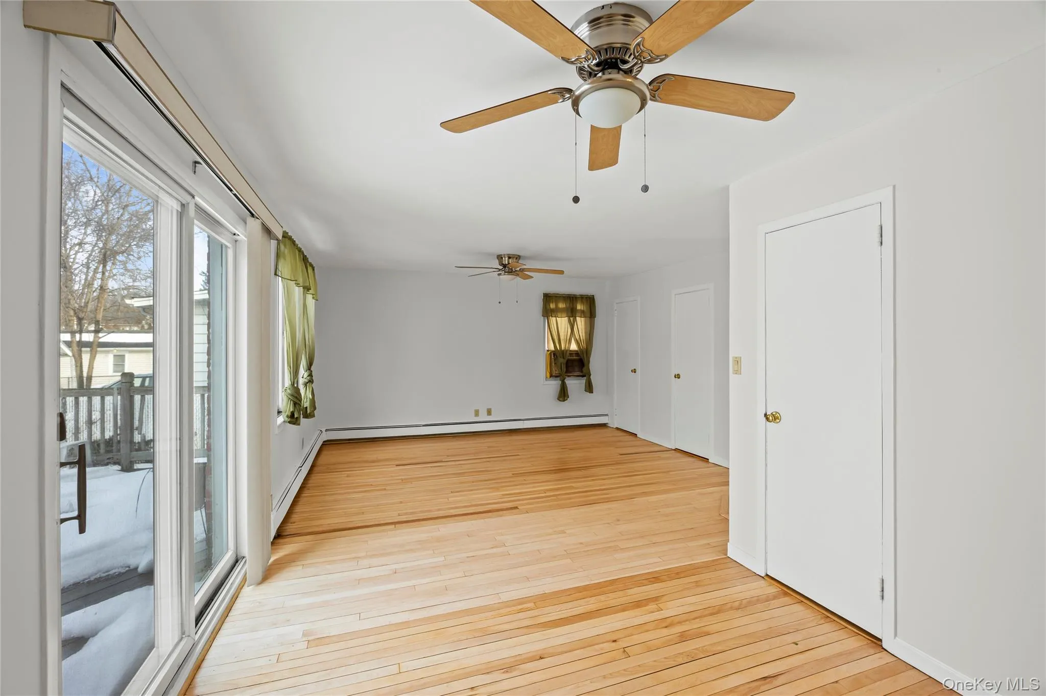 39 Stewart Street, Hempstead, NY, 2 Bedrooms Bedrooms, 6 Rooms Rooms,2 BathroomsBathrooms,Residential Lease,For Rent,Stewart,0,974851 39 Stewart Street, Hempstead, NY, 2 Bedrooms Bedrooms, 6 Rooms Rooms,2 BathroomsBathrooms,Residential Lease,For Rent,Stewart,0,974851