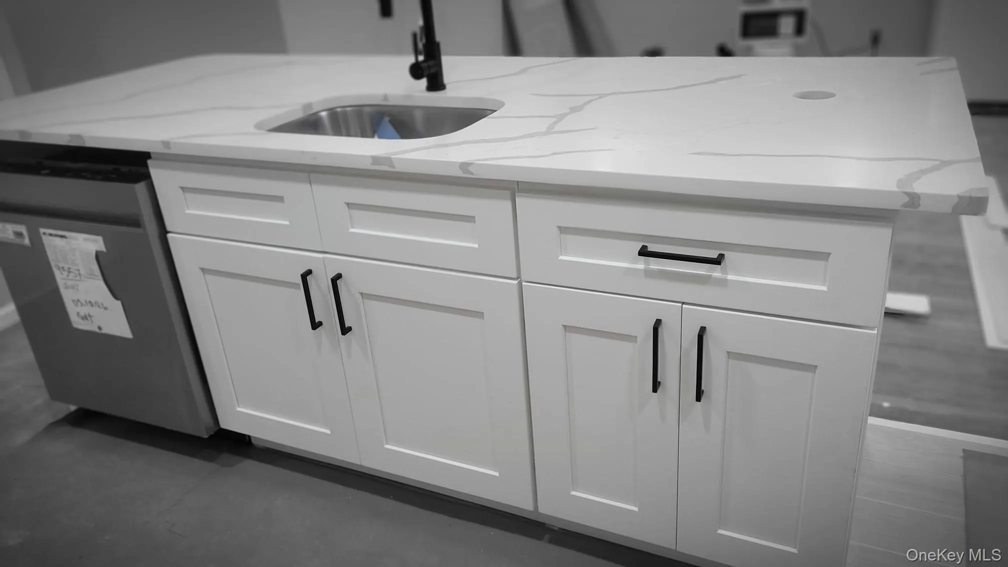 8 Dee Place, Huntington, NY, 4 Bedrooms Bedrooms, 9 Rooms Rooms,3 BathroomsBathrooms,Residential Lease,For Rent,Dee,0,974863 8 Dee Place, Huntington, NY, 4 Bedrooms Bedrooms, 9 Rooms Rooms,3 BathroomsBathrooms,Residential Lease,For Rent,Dee,0,974863