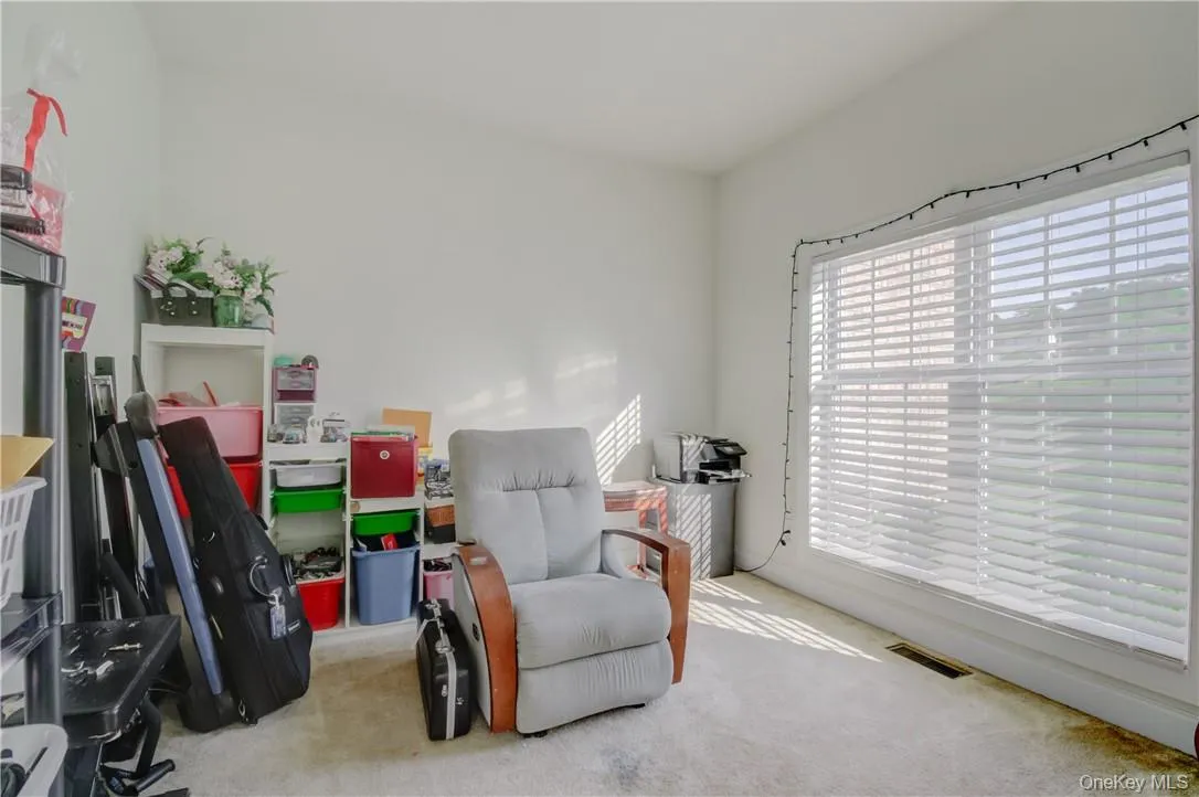 Office/Workout/Play Room Office/Workout/Play Room