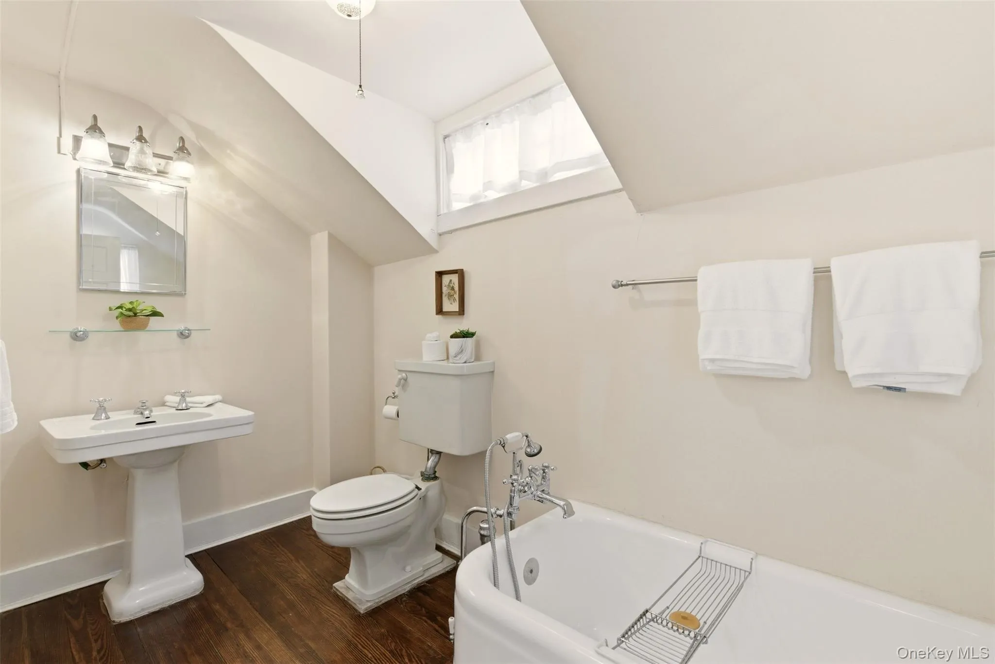 #3, 2nd FL, Soaking Tub #3, 2nd FL, Soaking Tub