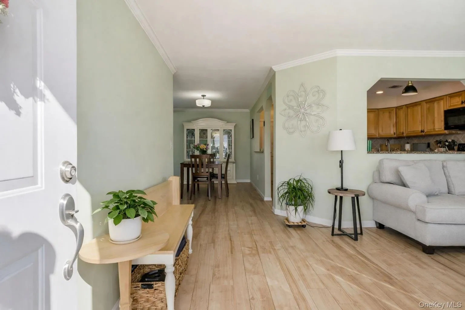 1 Atlantic Avenue, Oyster Bay, NY, 1 Bedroom Bedrooms, 4 Rooms Rooms,1 BathroomBathrooms,Residential Lease,For Rent,Atlantic,0,974884 1 Atlantic Avenue, Oyster Bay, NY, 1 Bedroom Bedrooms, 4 Rooms Rooms,1 BathroomBathrooms,Residential Lease,For Rent,Atlantic,0,974884