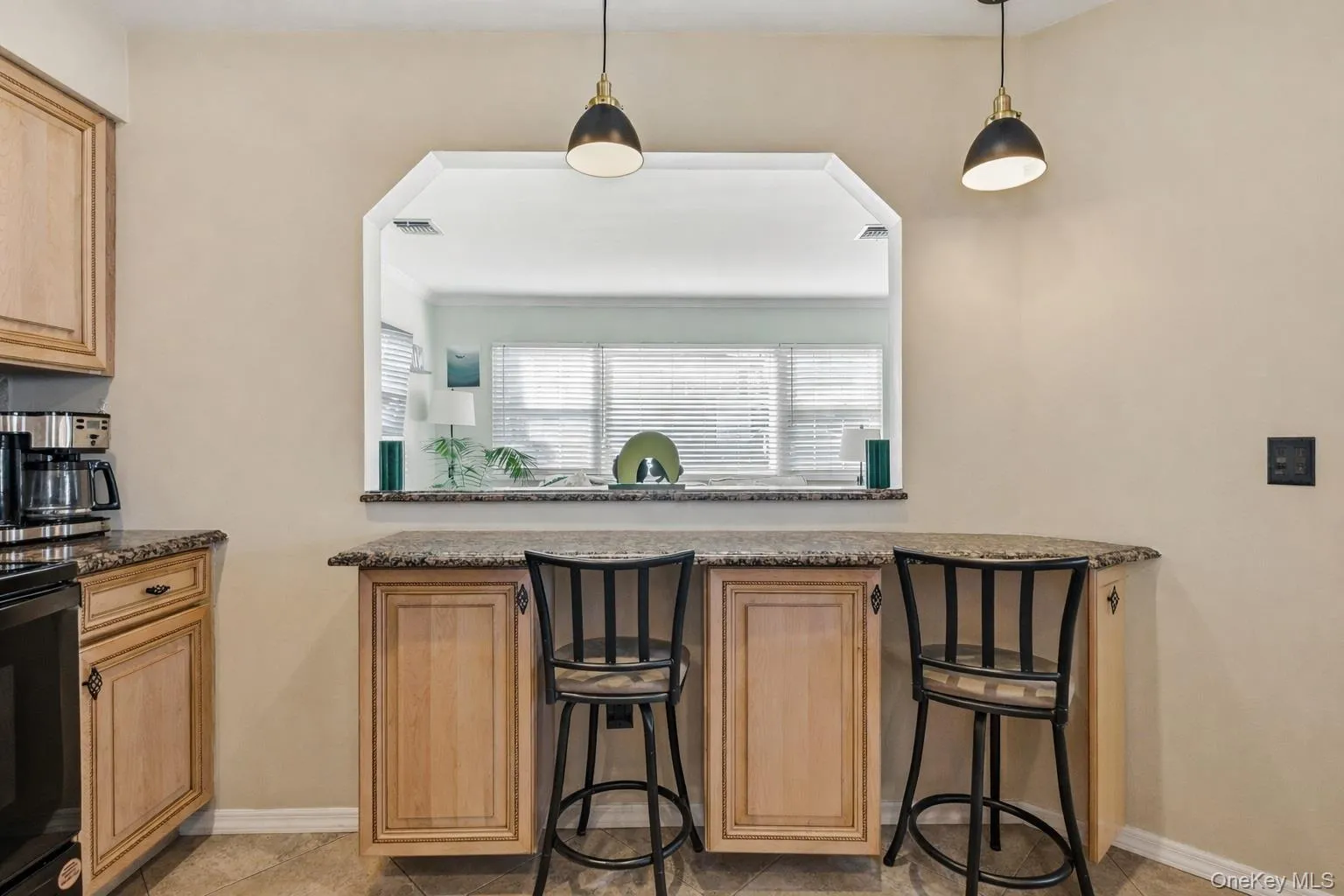 1 Atlantic Avenue, Oyster Bay, NY, 1 Bedroom Bedrooms, 4 Rooms Rooms,1 BathroomBathrooms,Residential Lease,For Rent,Atlantic,0,974884 1 Atlantic Avenue, Oyster Bay, NY, 1 Bedroom Bedrooms, 4 Rooms Rooms,1 BathroomBathrooms,Residential Lease,For Rent,Atlantic,0,974884