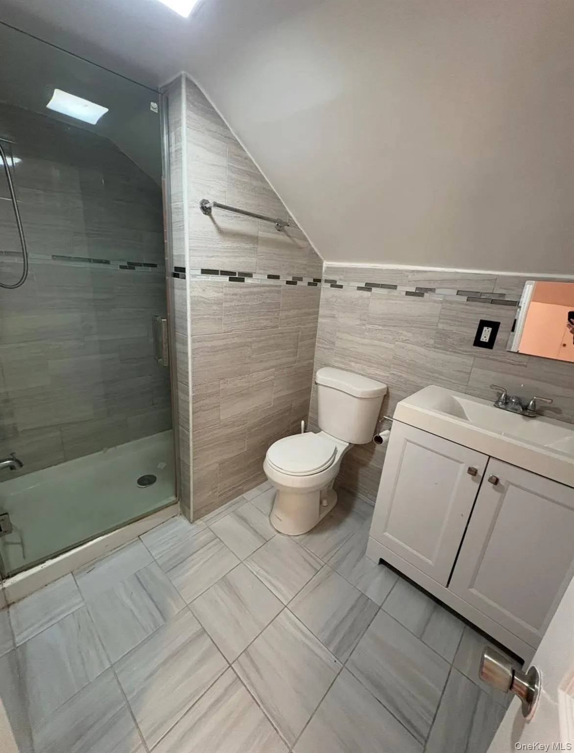 54 Camden Place, Hempstead, NY, 3 Bedrooms Bedrooms, 7 Rooms Rooms,3 BathroomsBathrooms,Residential Lease,For Rent,Camden,0,974904 54 Camden Place, Hempstead, NY, 3 Bedrooms Bedrooms, 7 Rooms Rooms,3 BathroomsBathrooms,Residential Lease,For Rent,Camden,0,974904